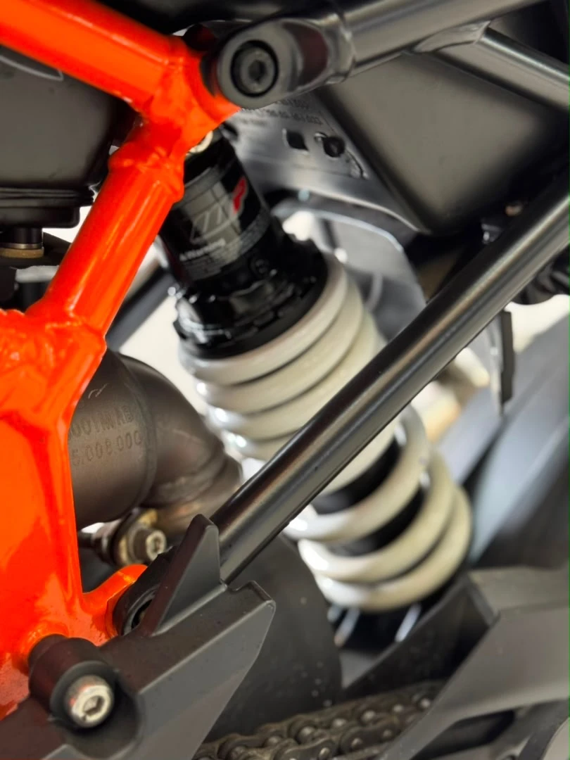 2023 KTM Duke 390 — foto 11