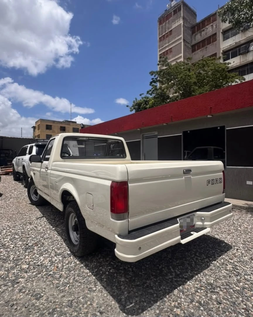 1993 Ford F-150 — foto 2