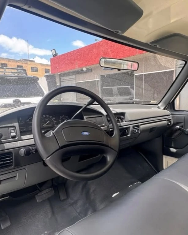 1993 Ford F-150 — foto 3