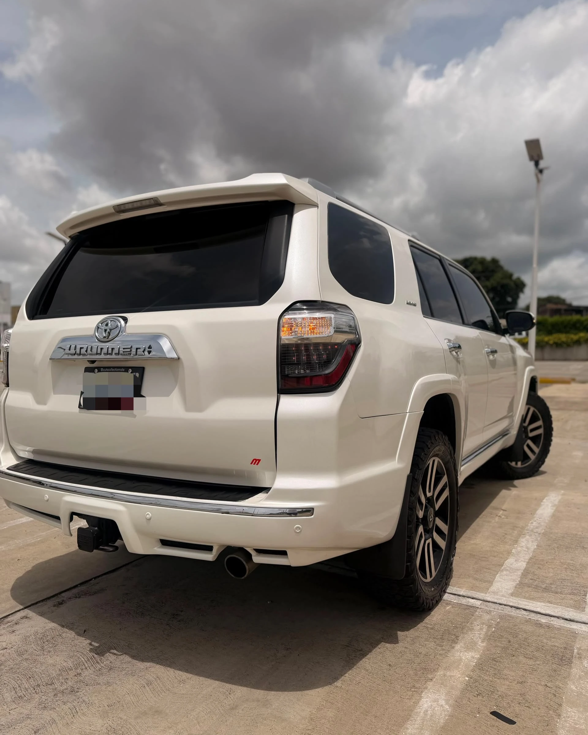 2015 Toyota 4Runner LIMITED — foto 3