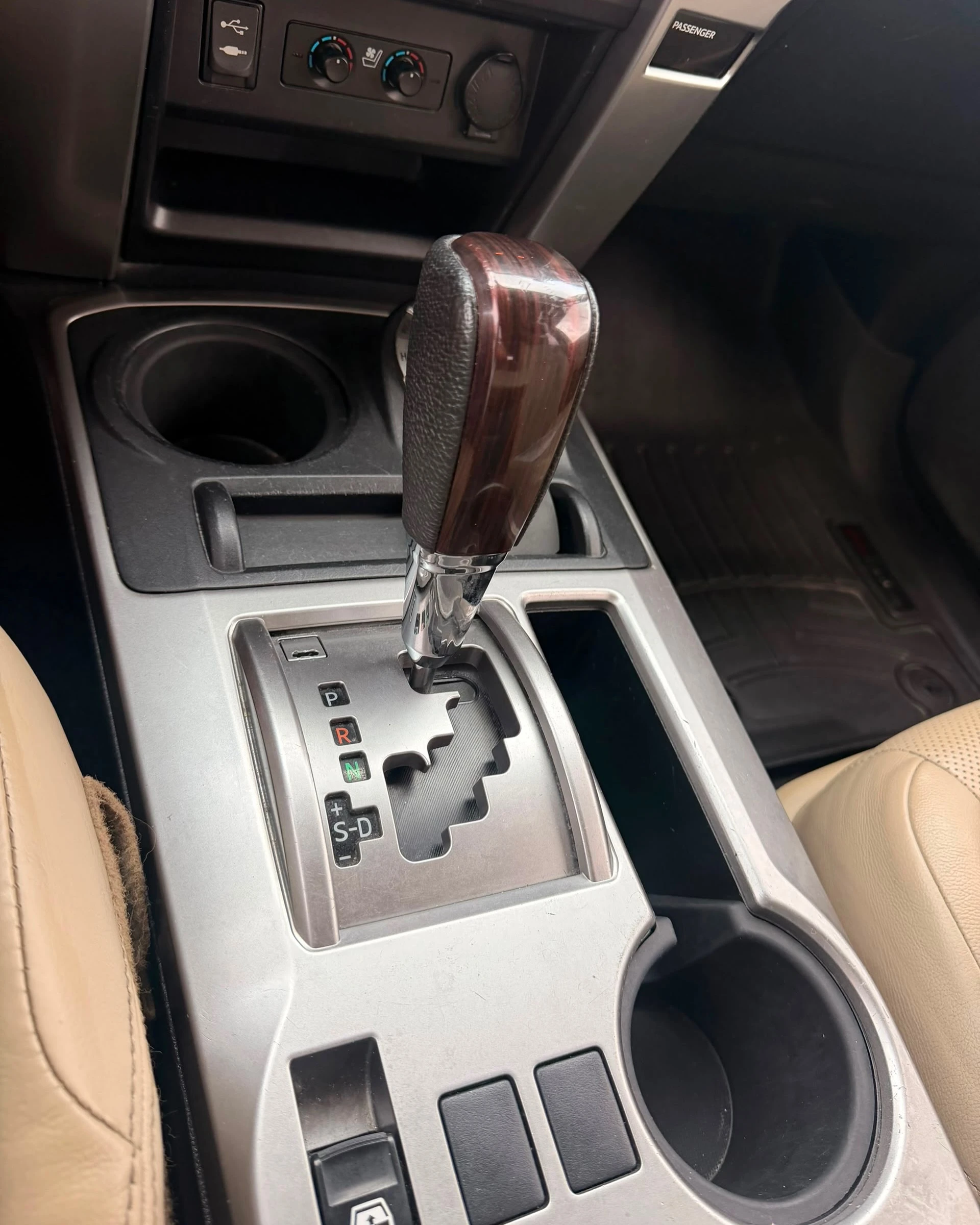 2015 Toyota 4Runner LIMITED — foto 7