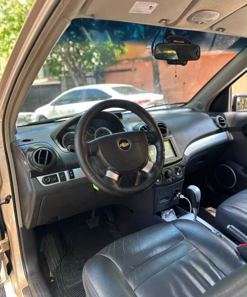 2011 Chevrolet Aveo LT — foto 6