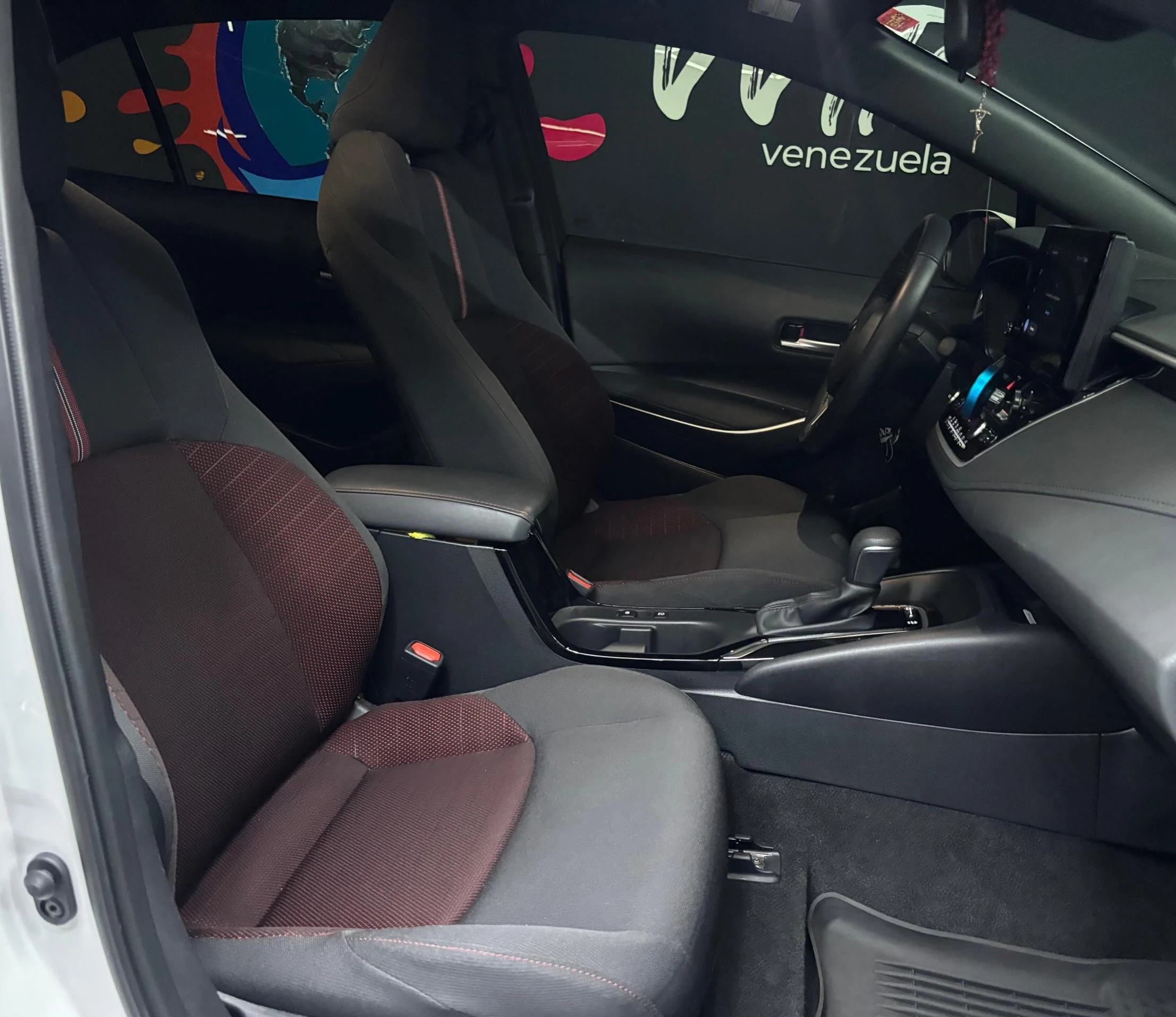 2024 Toyota Corolla Americano SE — foto 11