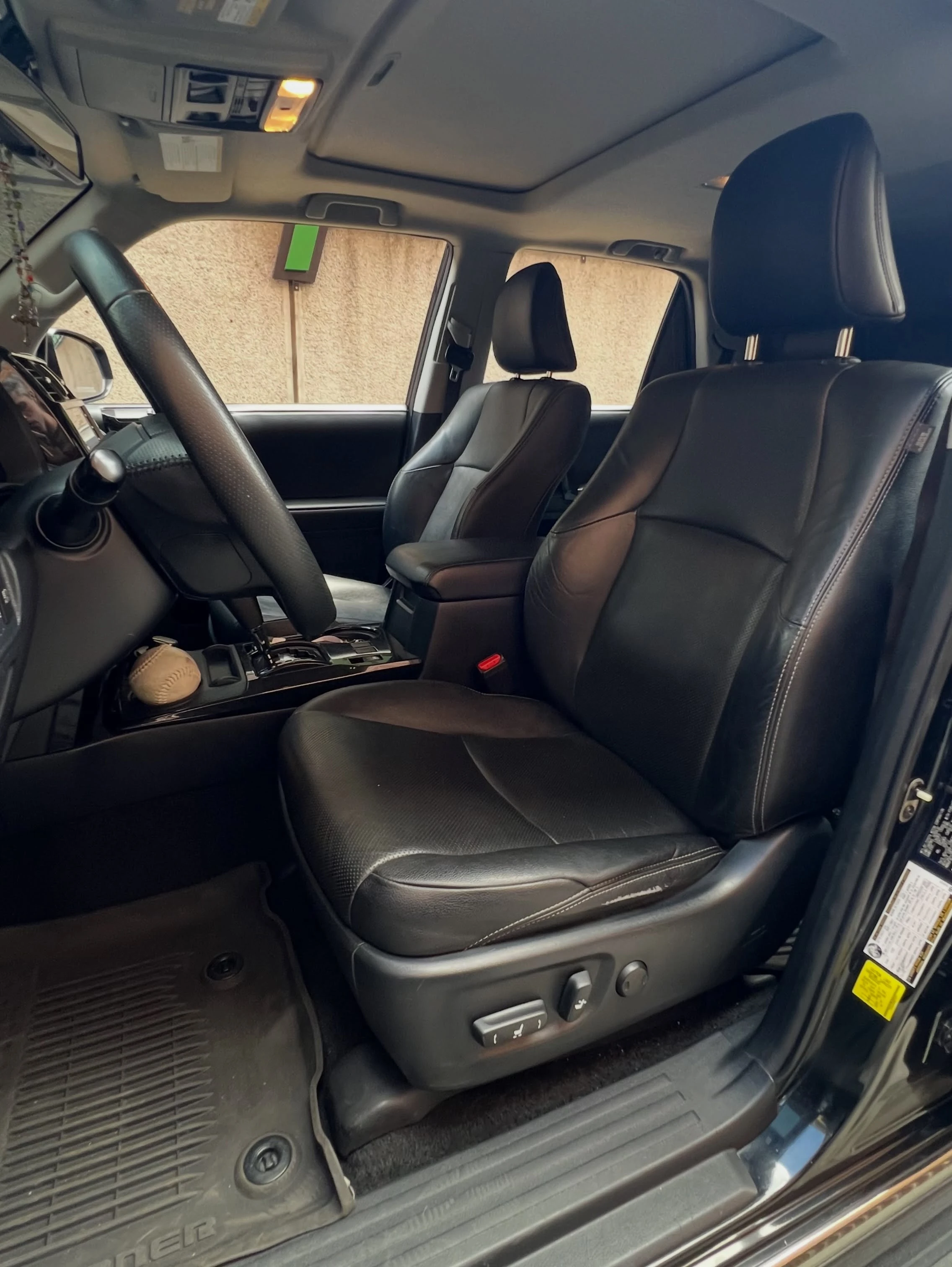 2021 Toyota 4Runner Nightshade — photo 13