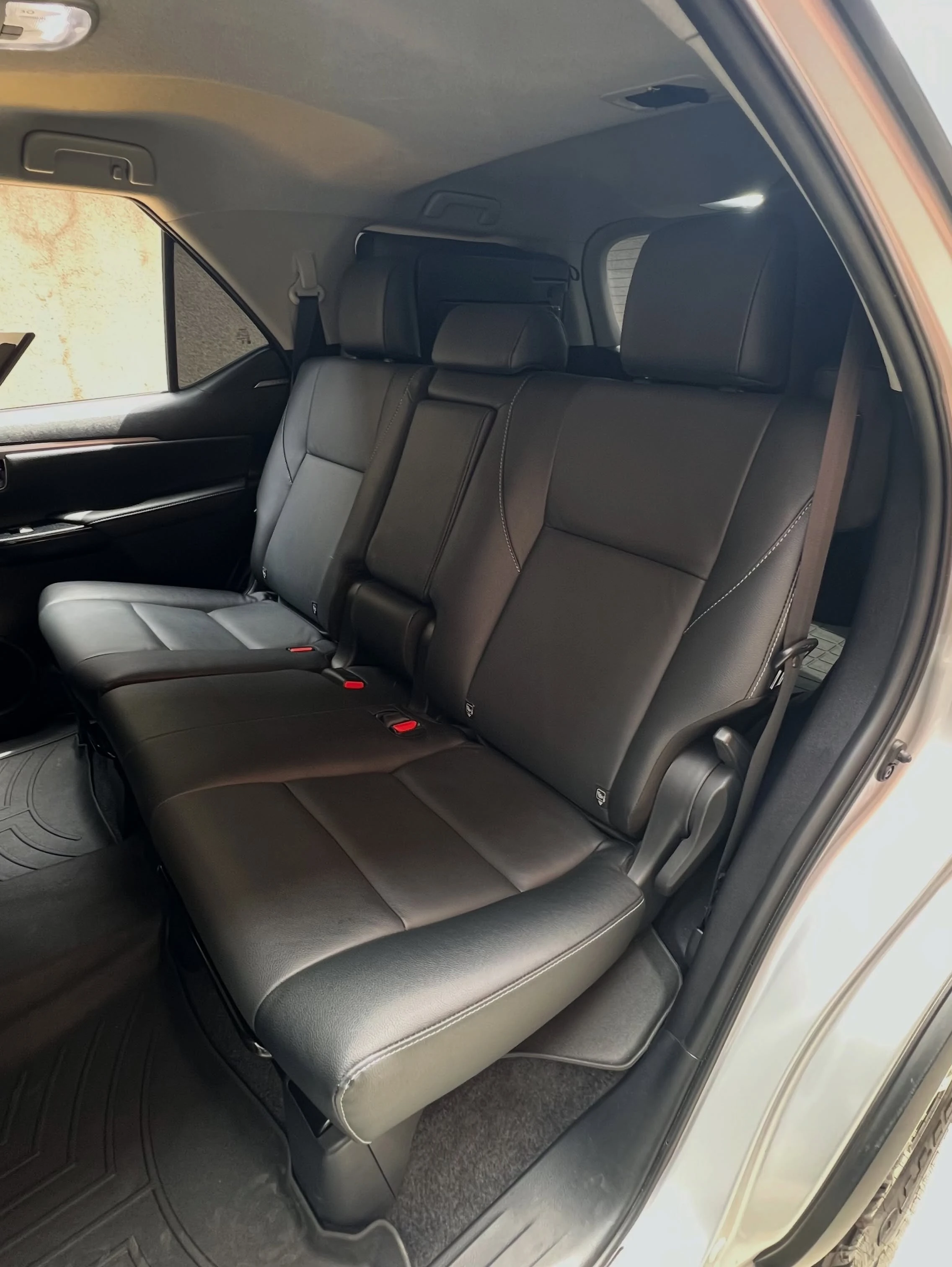 2025 Toyota Fortuner SW4 — photo 7