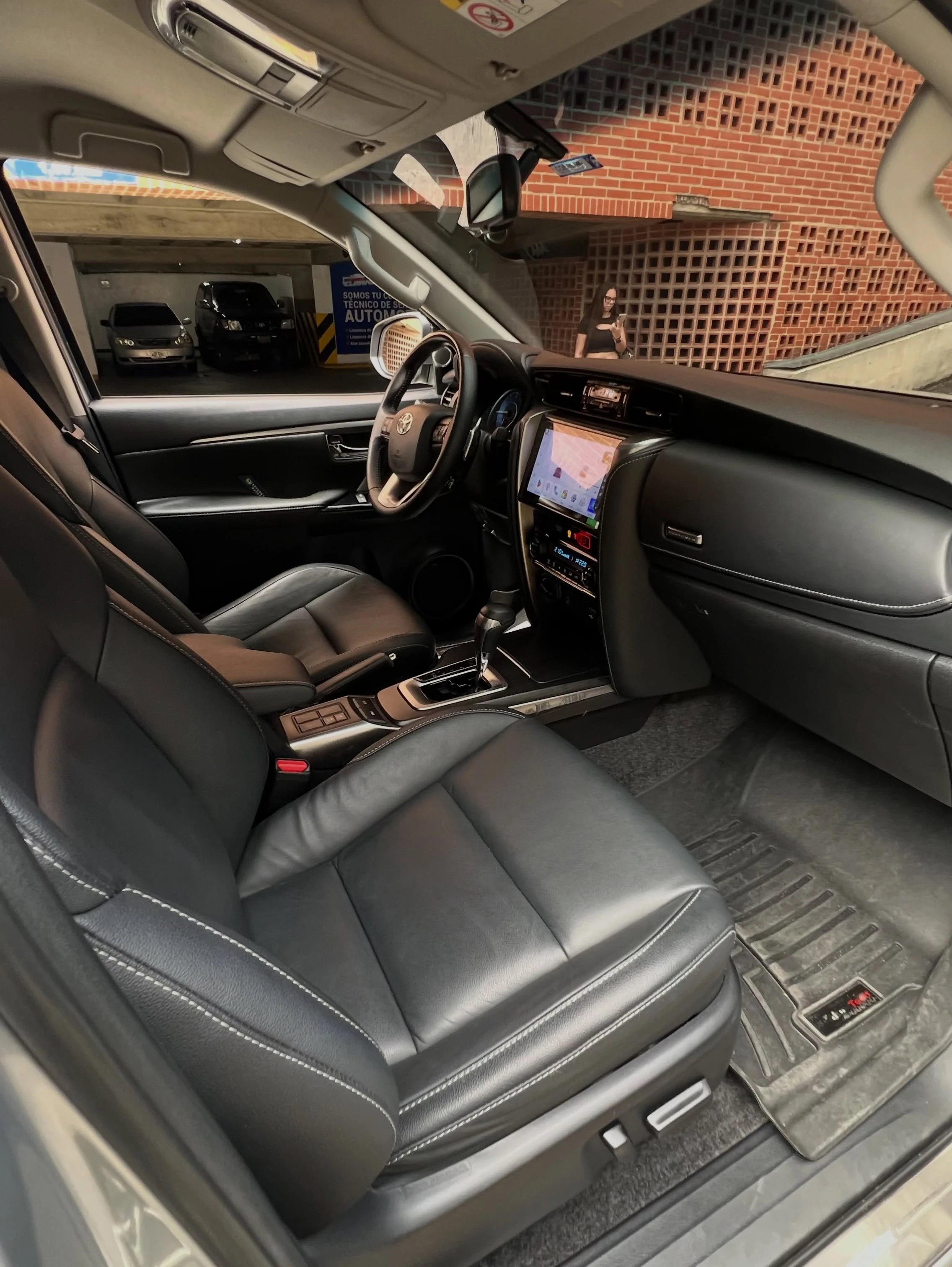 2025 Toyota Fortuner SW4 — photo 11