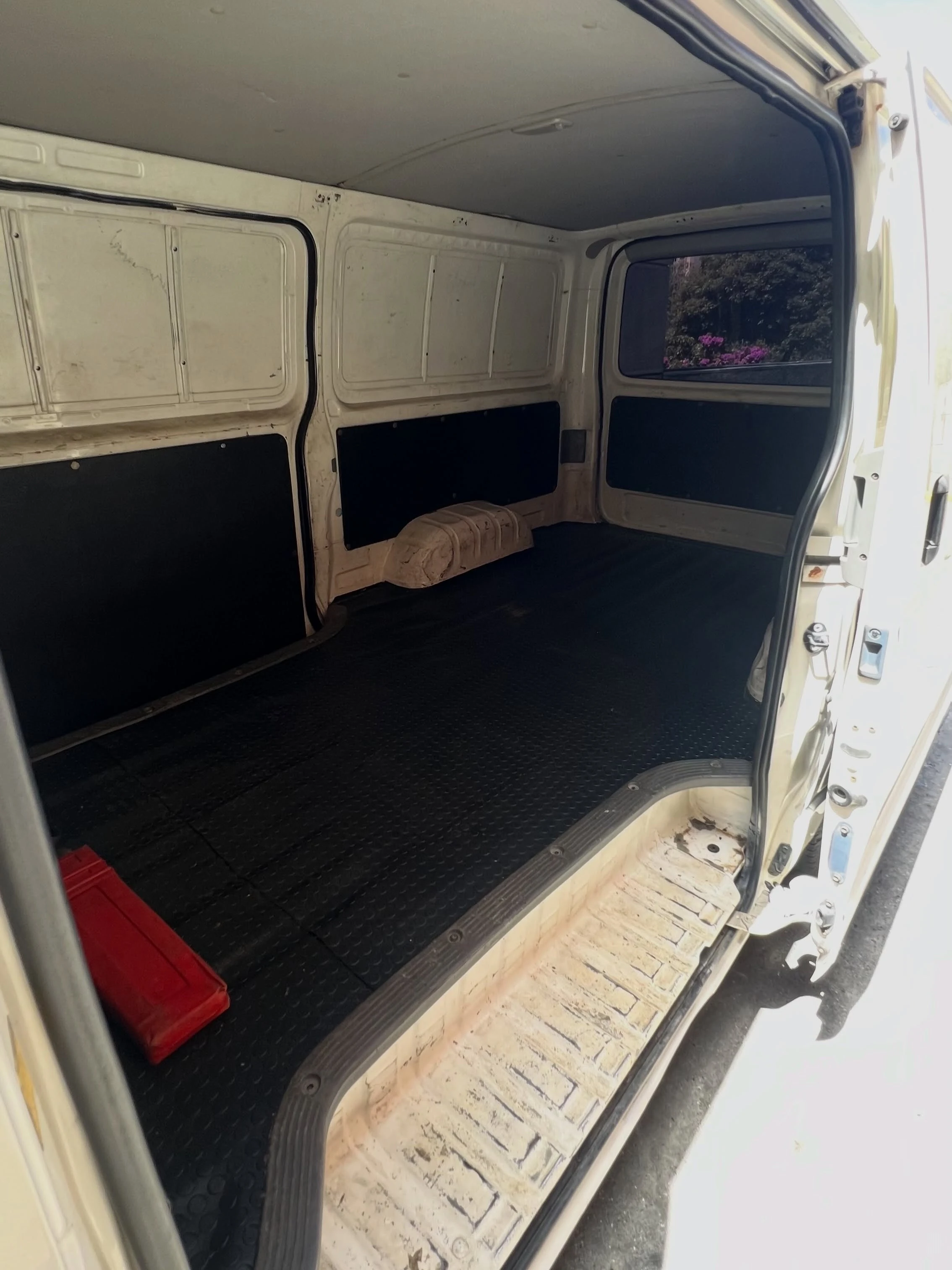 2008 Toyota Hiace — photo 8