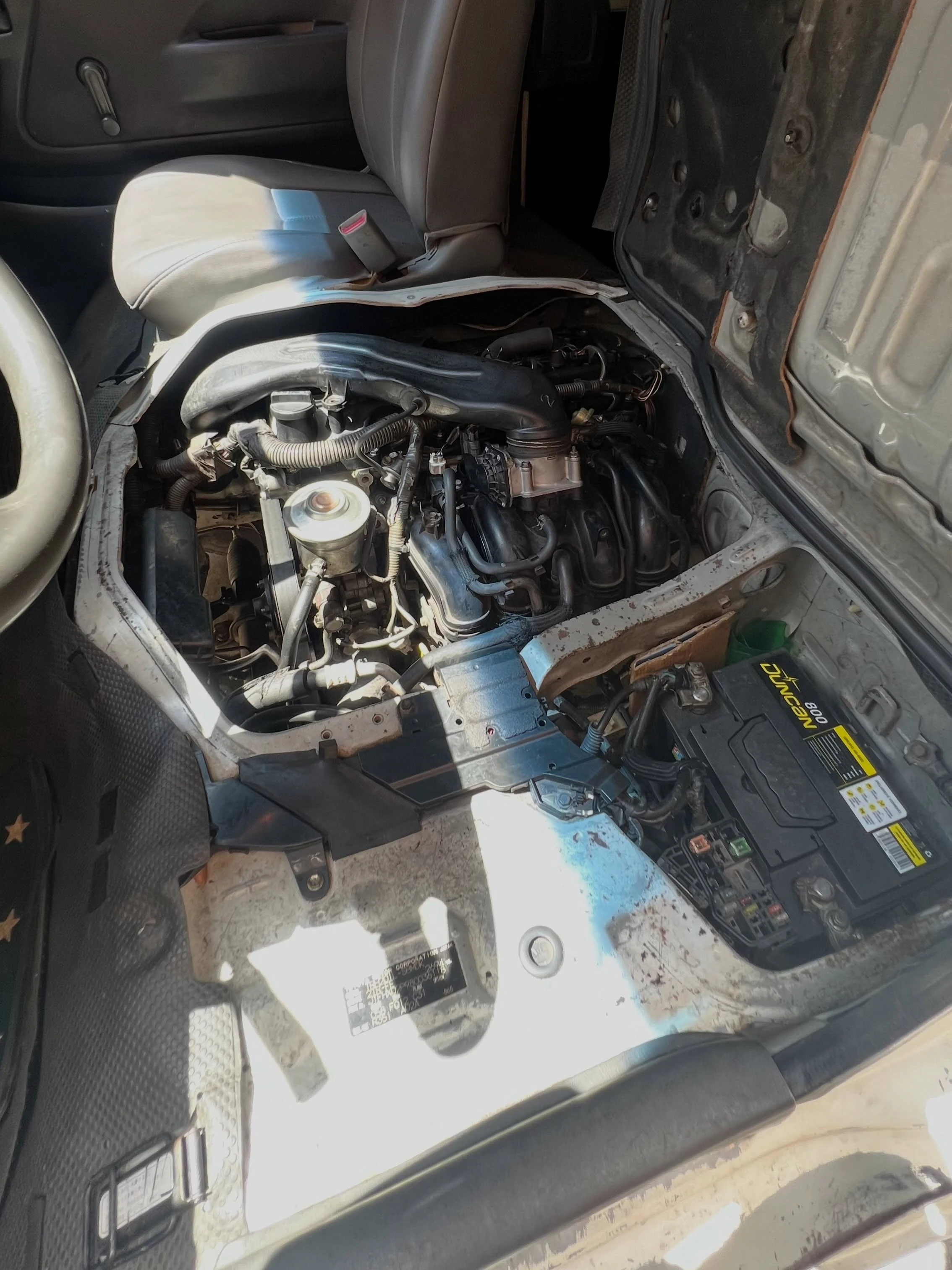 2008 Toyota Hiace — photo 14