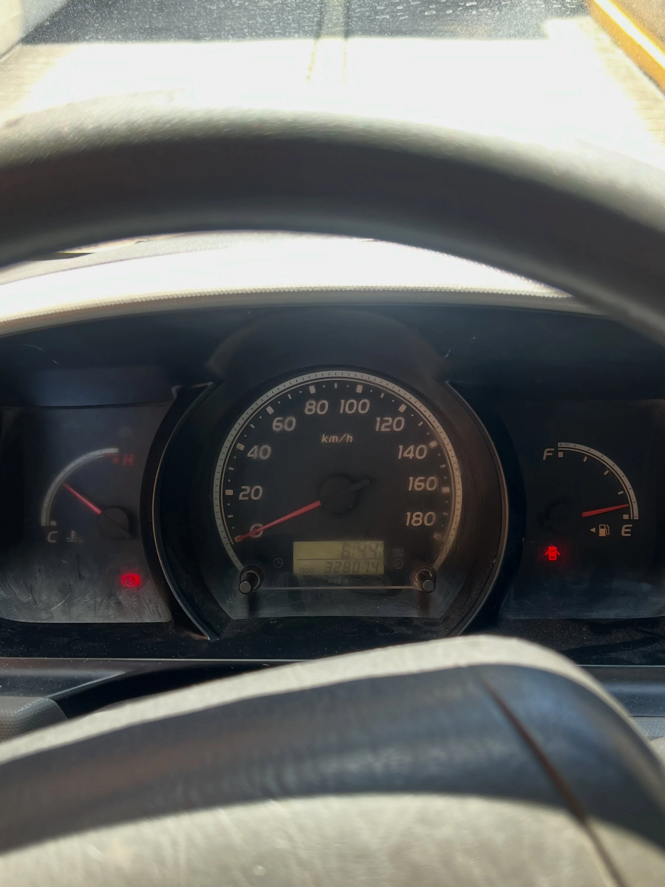 2008 Toyota Hiace — photo 15
