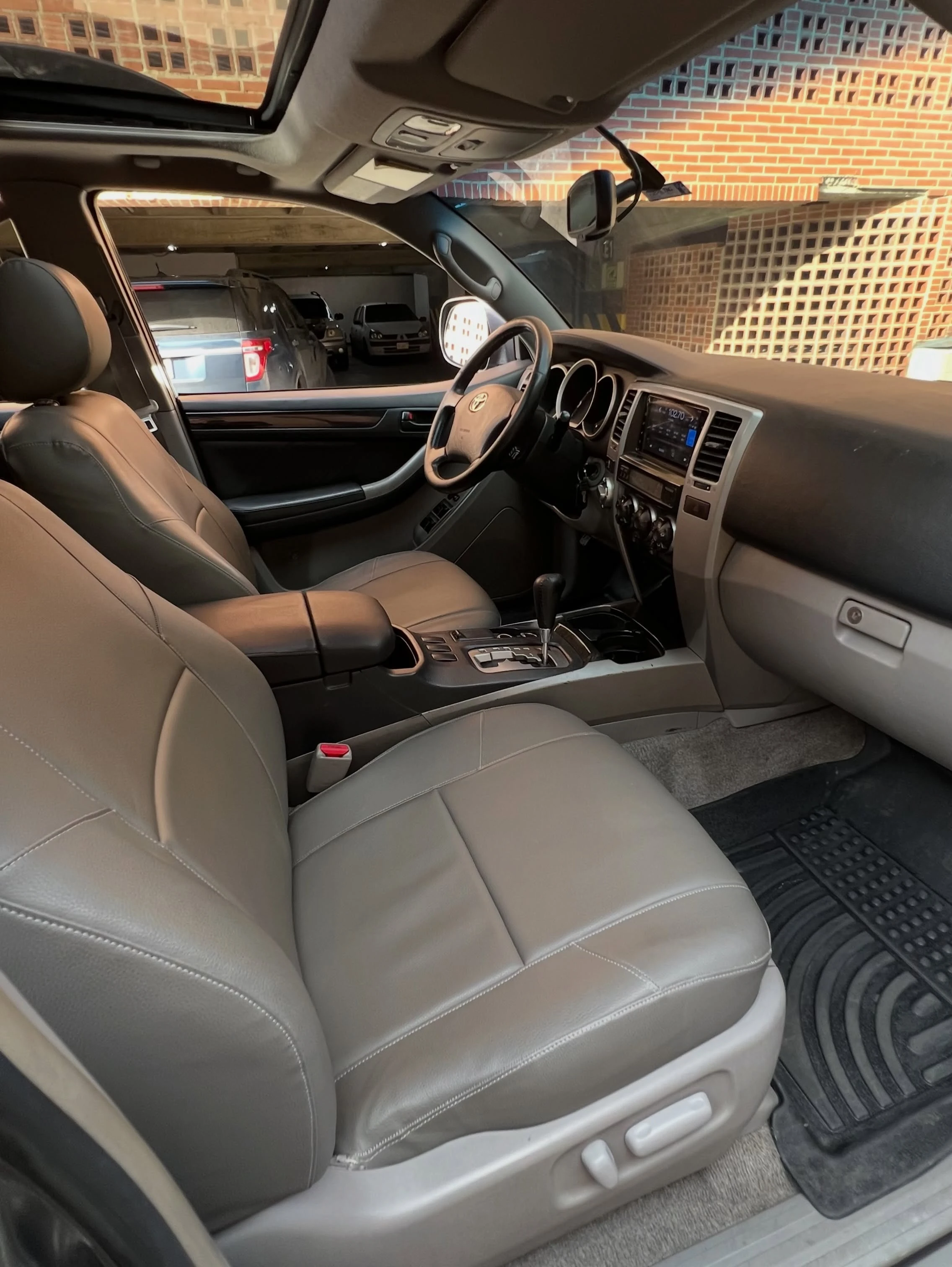 2007 Toyota 4Runner Limited — photo 11