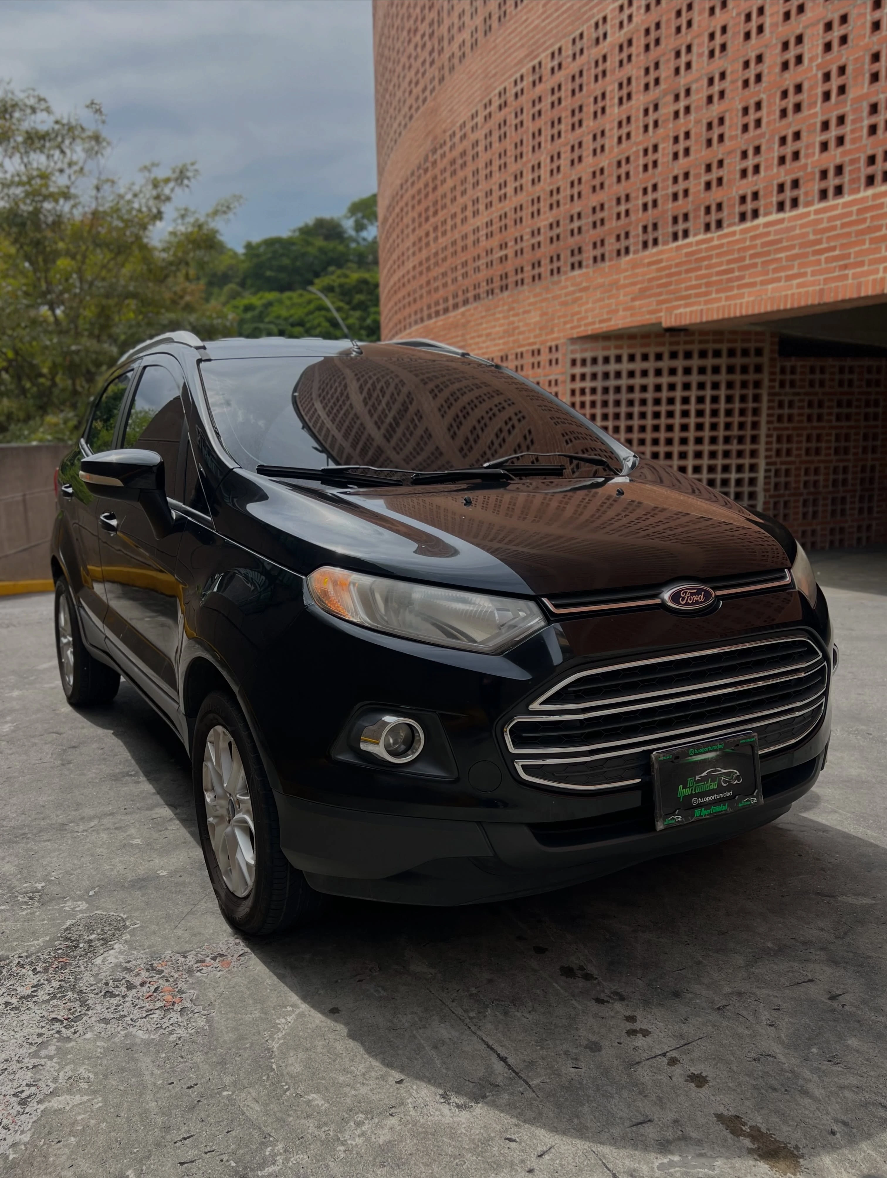 2015 Ford Ecosport Titanium — photo 2