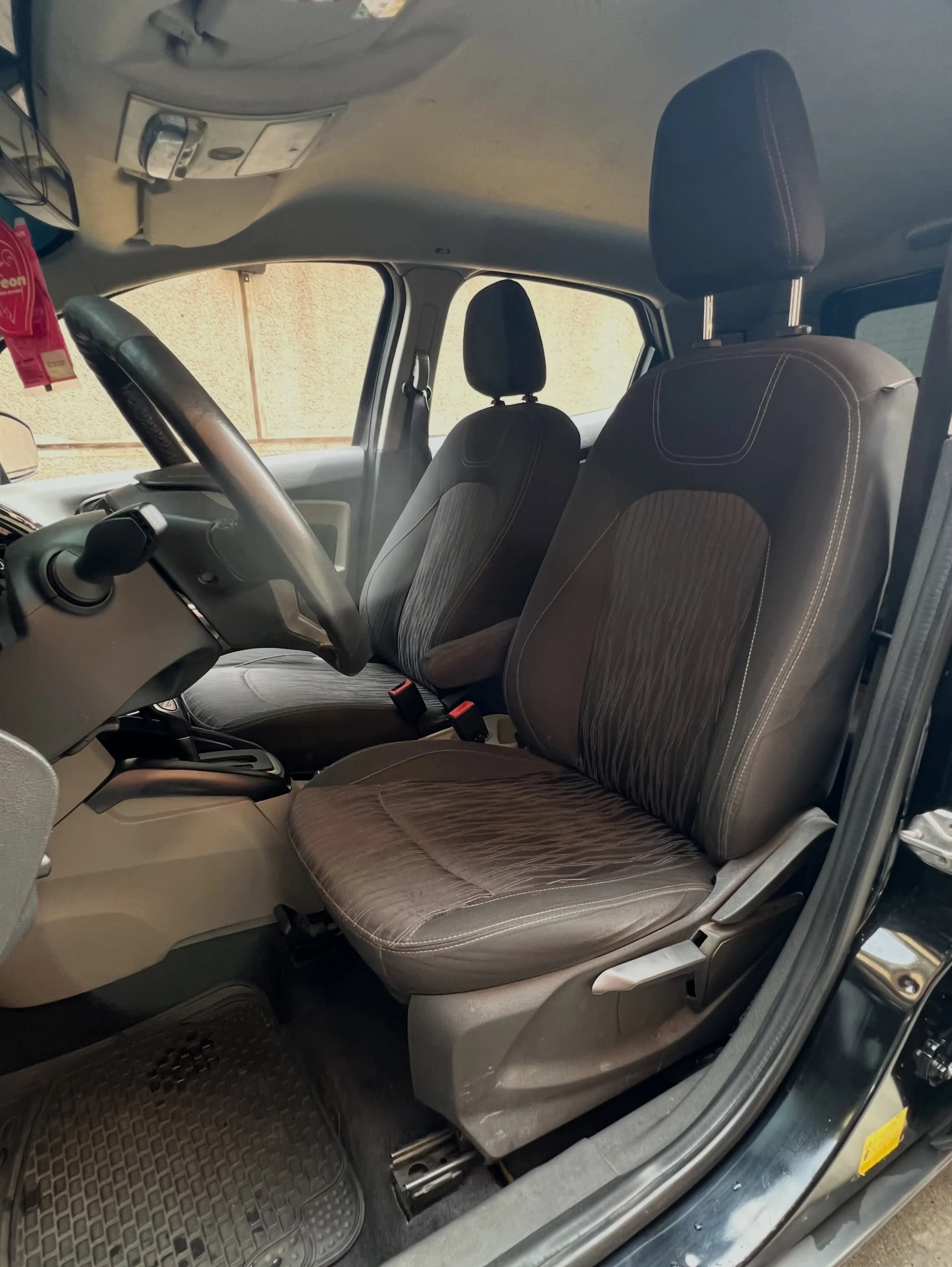 2015 Ford Ecosport Titanium — photo 14