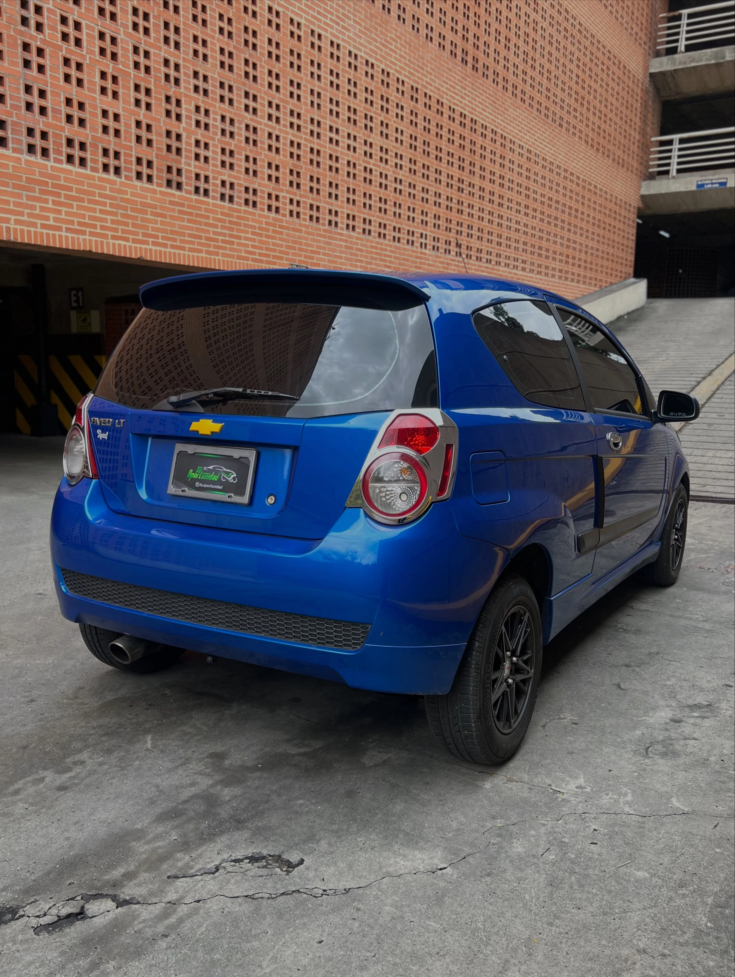 2012 Chevrolet Aveo Speed — photo 3
