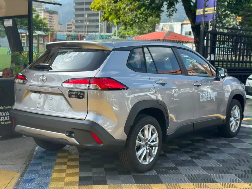 2026 Toyota Corolla Cross ÉLITE (full equipo) — photo 6