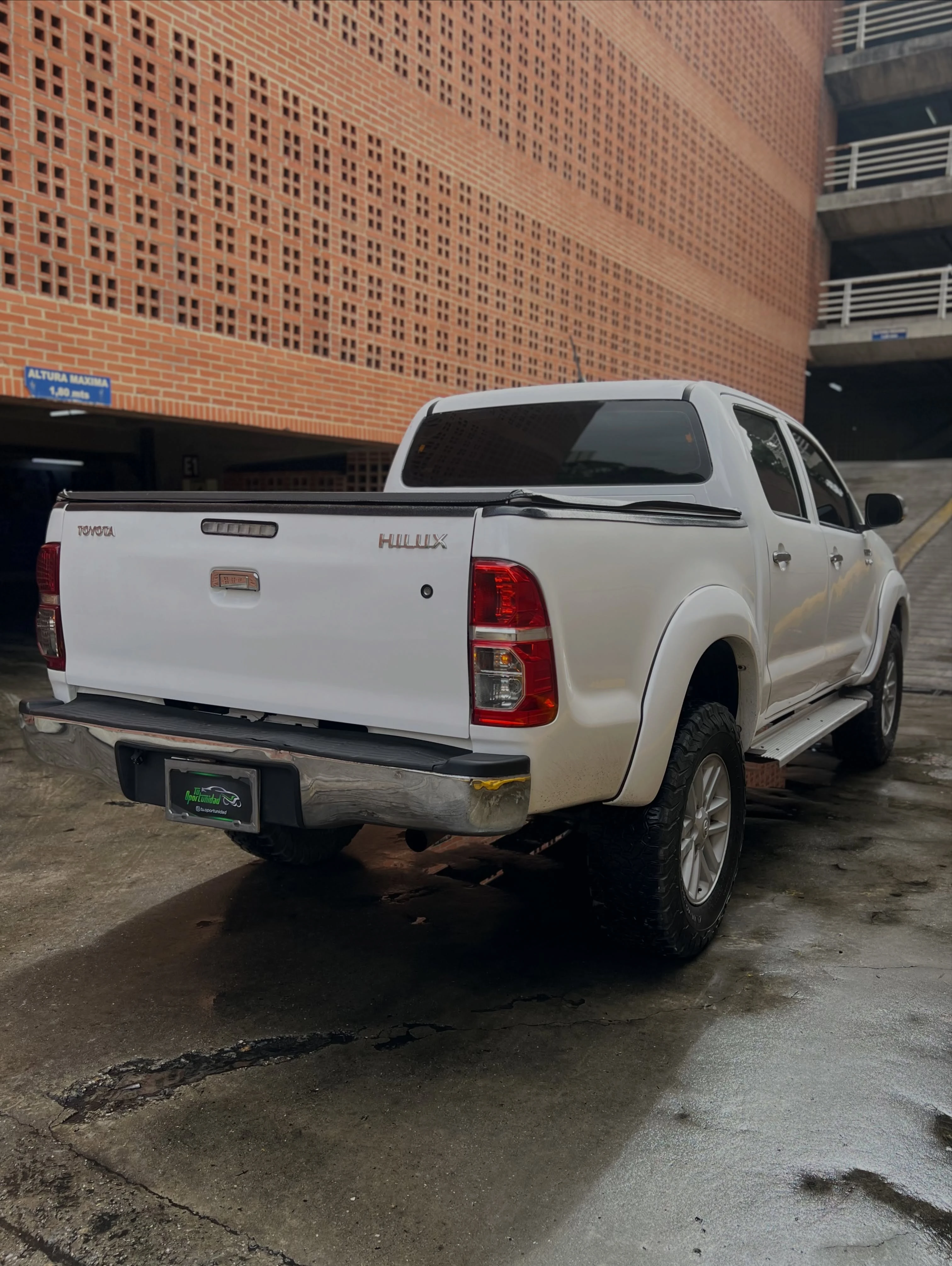2013 Toyota Hilux Kavak — photo 3