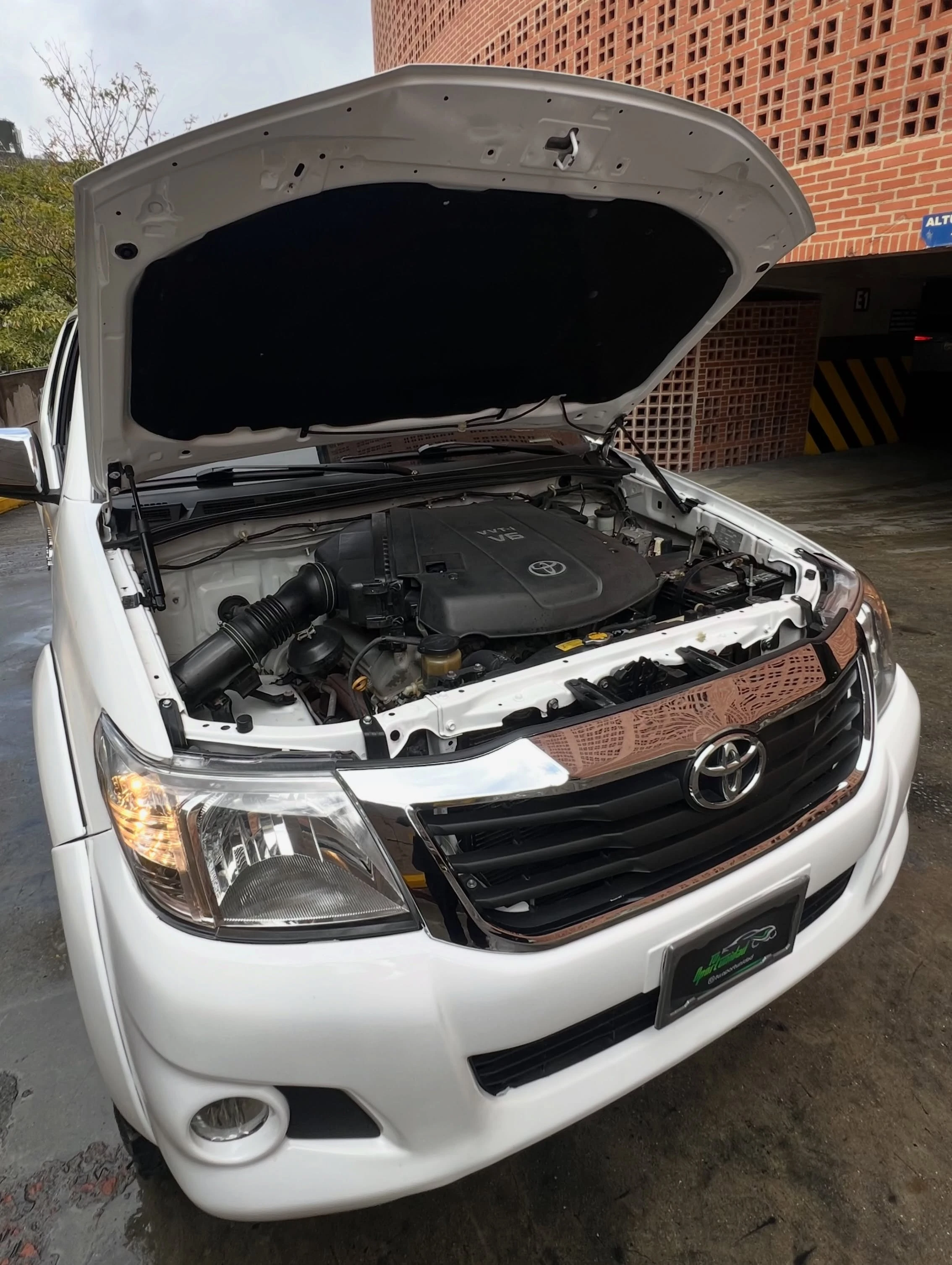 2013 Toyota Hilux Kavak — photo 14