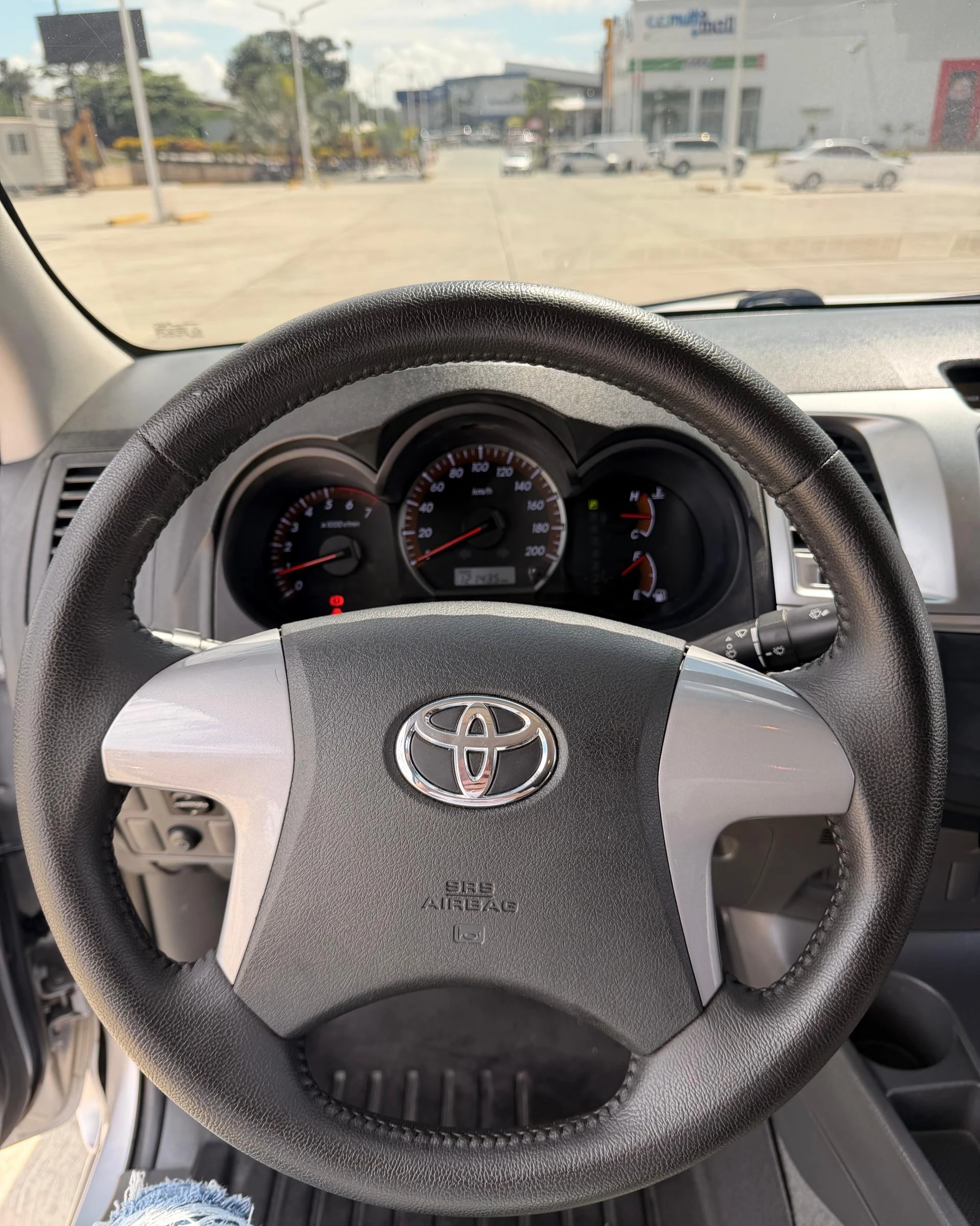 2017 Toyota Hilux — photo 8