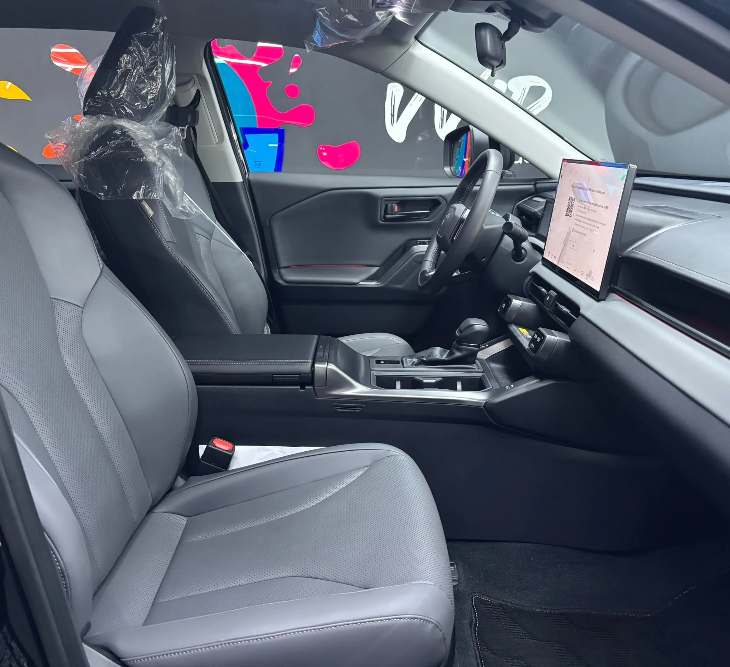 2026 Toyota RAV4 — photo 12
