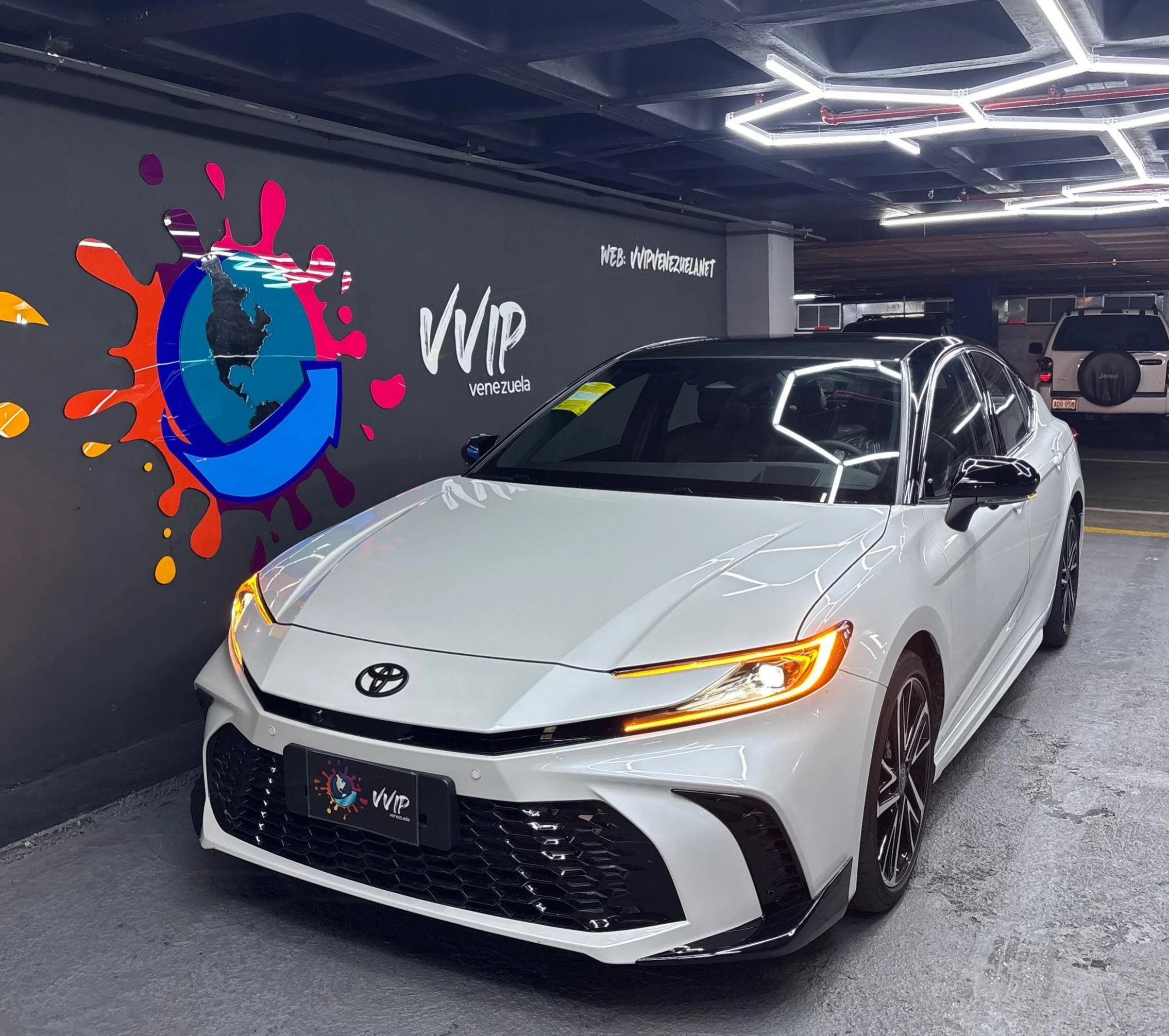 2025 Toyota Camry 2.0S — photo 2
