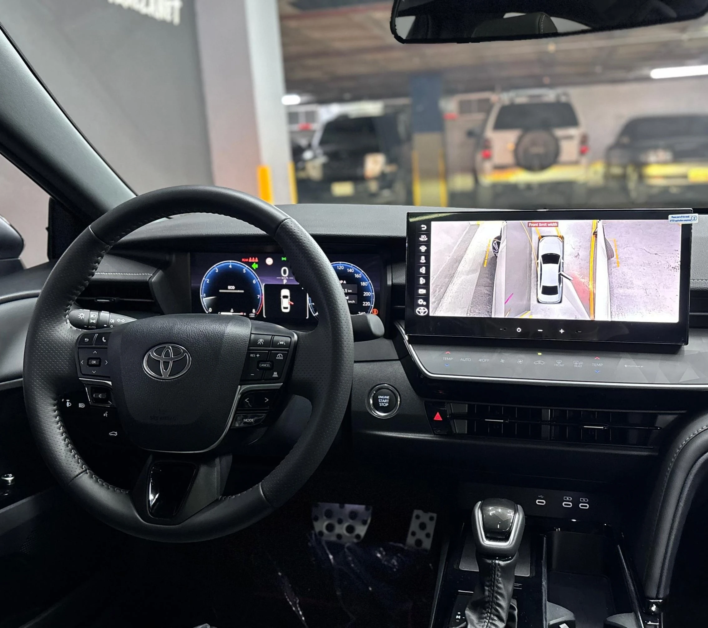 2025 Toyota Camry 2.0S — photo 10