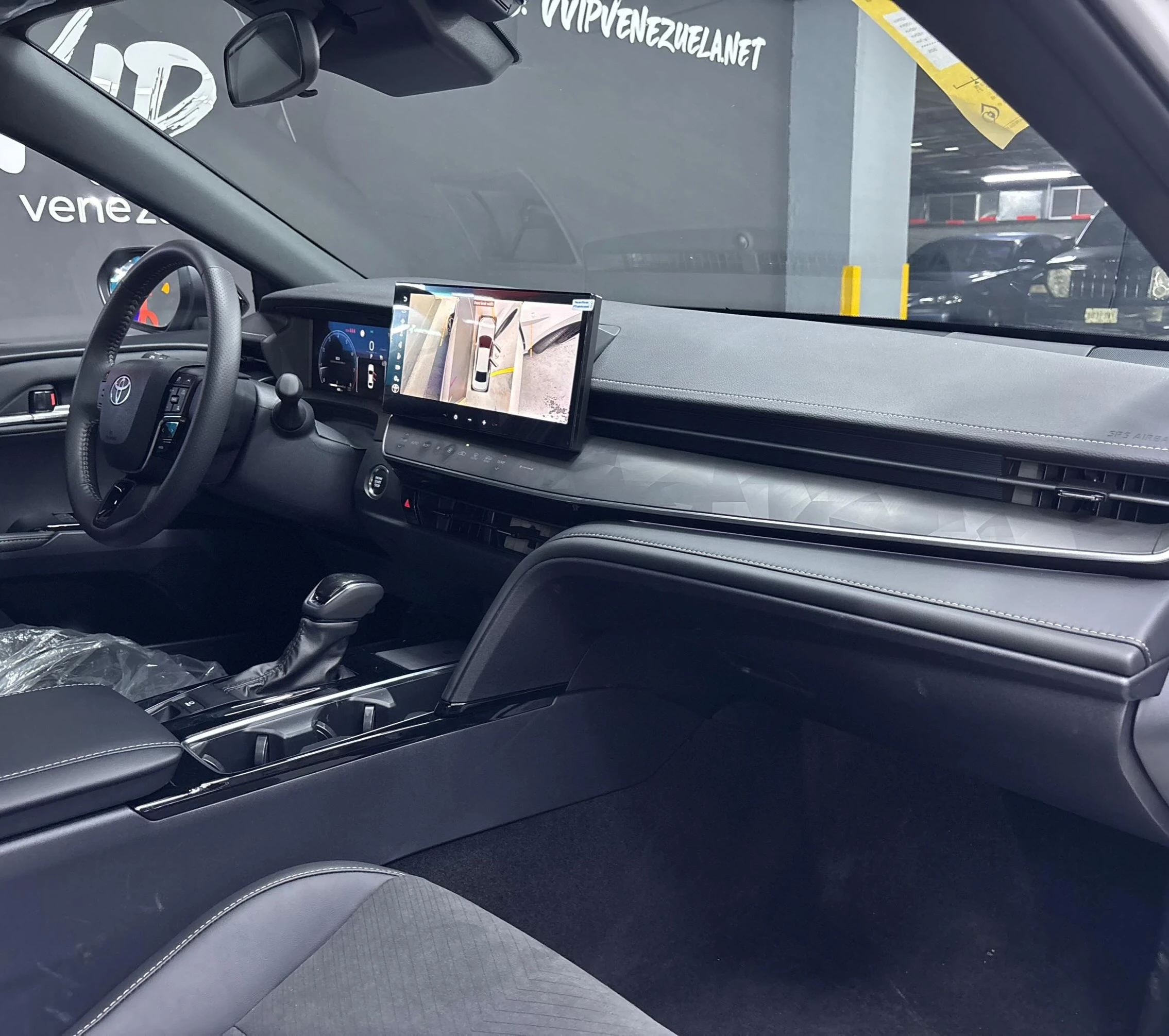 2025 Toyota Camry 2.0S — photo 11