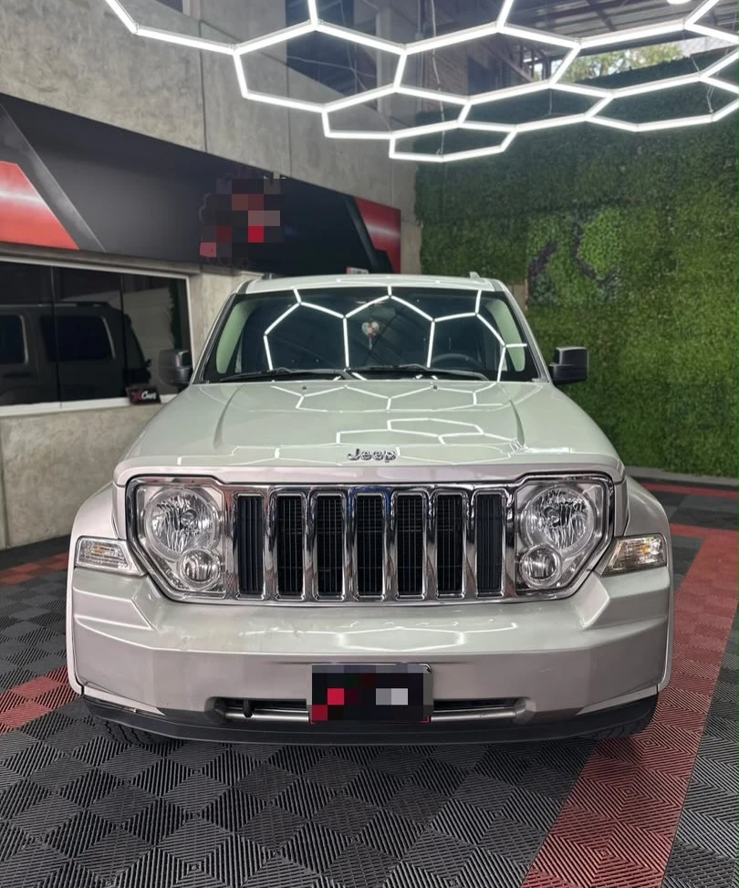 2012 Jeep Cherokee Kk — photo 4