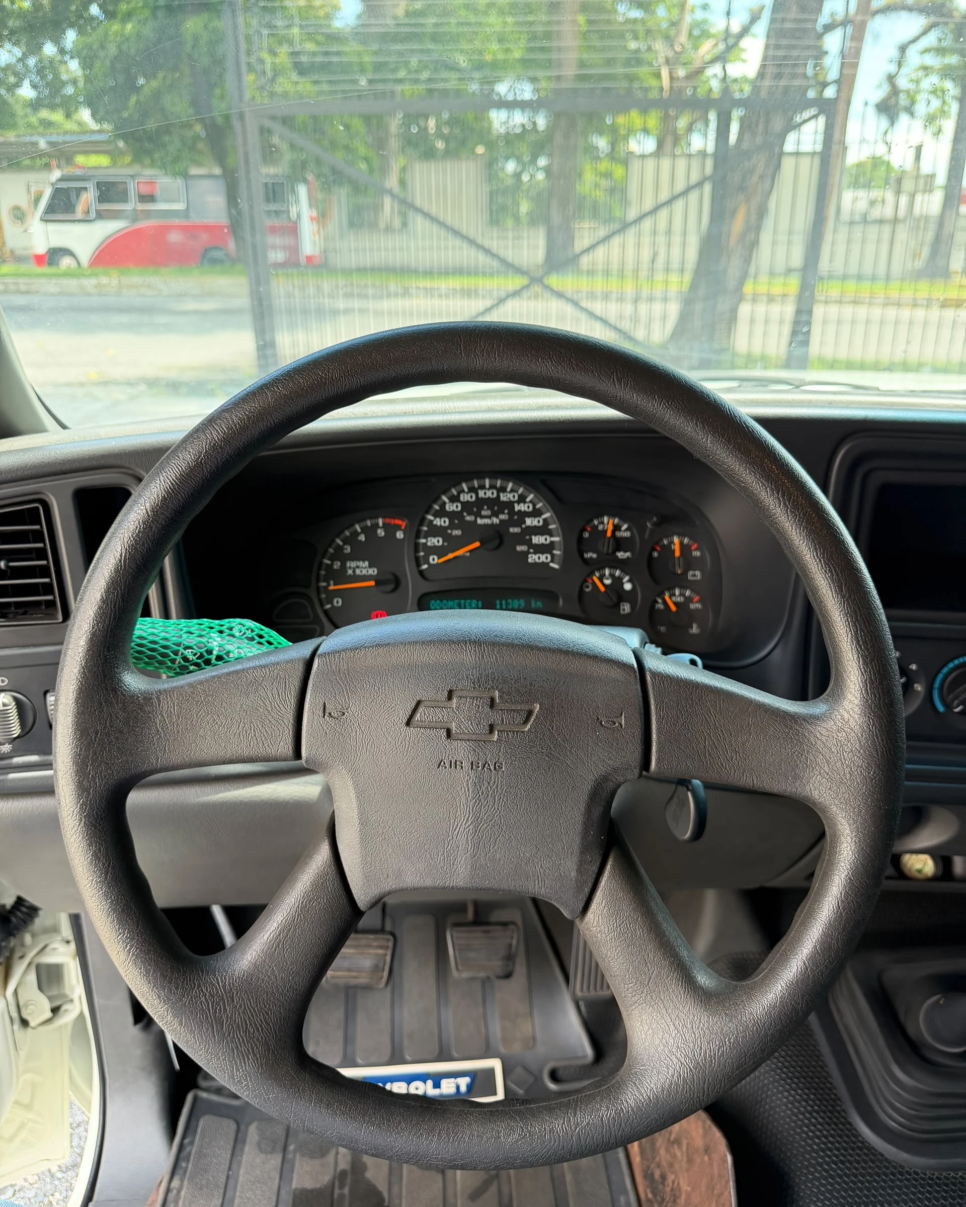 2007 Chevrolet Silverado — photo 12