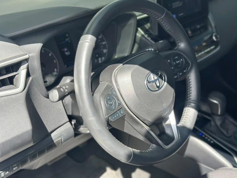 2024 Toyota Corolla SE — photo 4