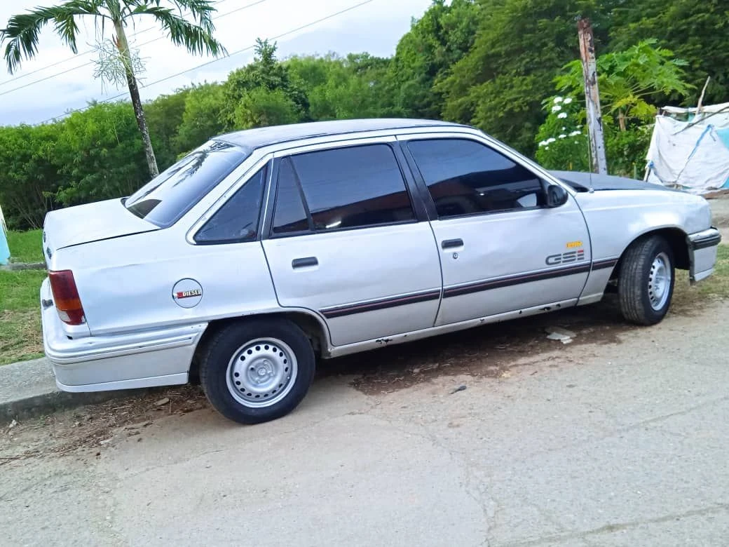 1993 Daewoo Racer
