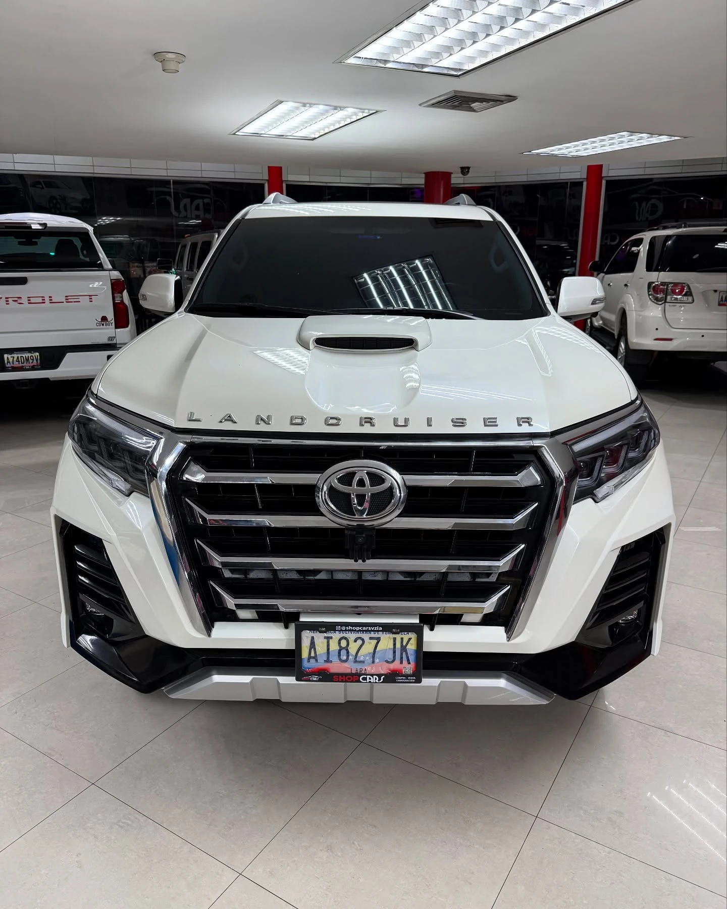 2023 Toyota Land Cruiser Prado — photo 4