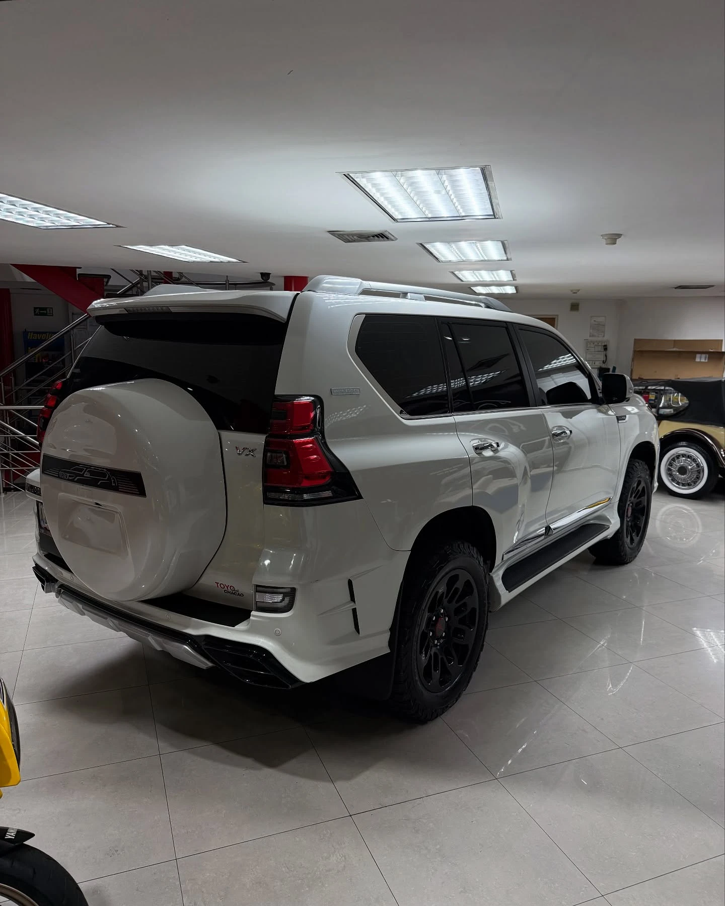 2023 Toyota Land Cruiser Prado — photo 6