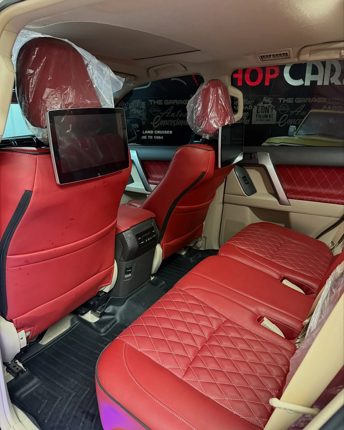 2023 Toyota Land Cruiser Prado — photo 8