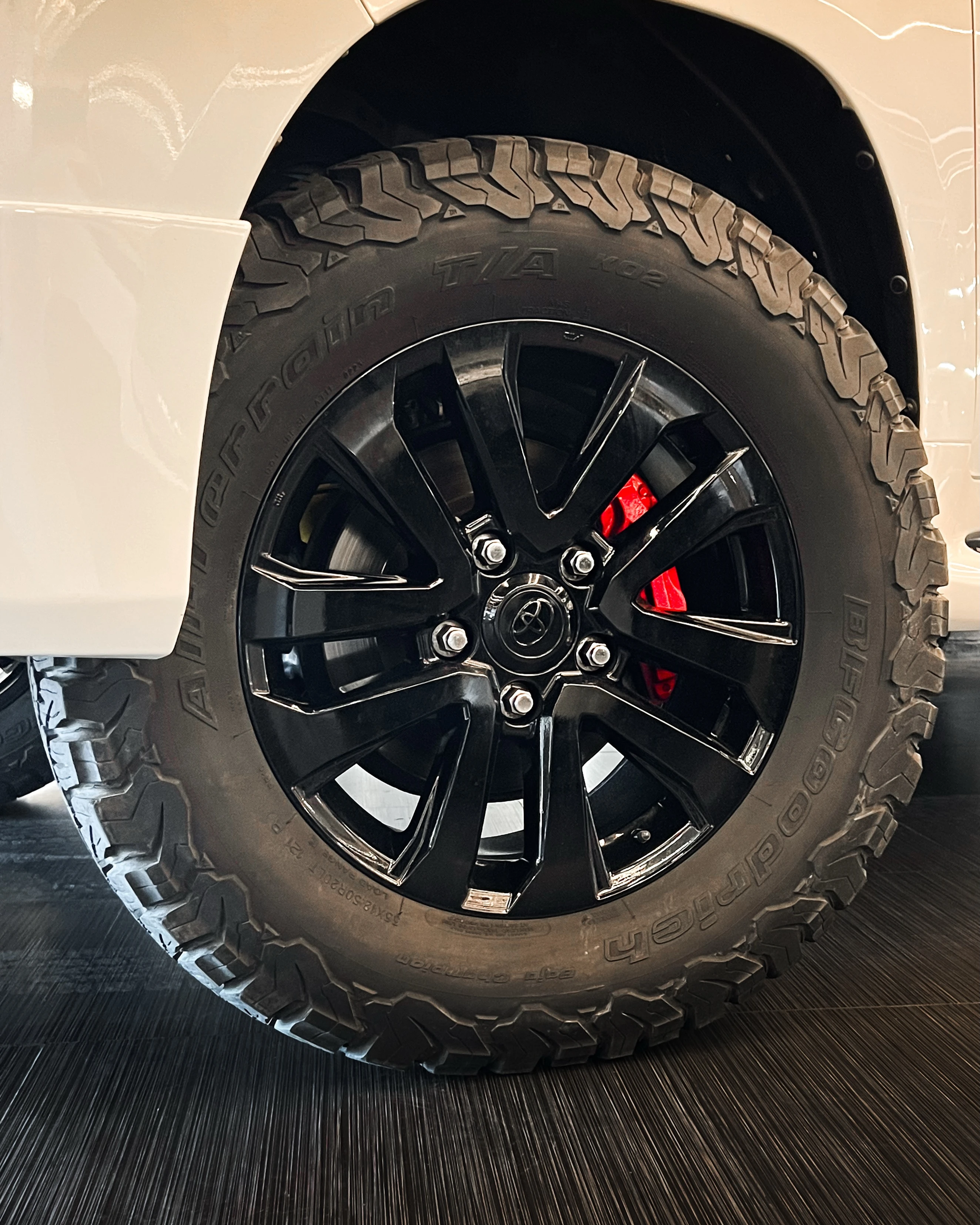 2018 Toyota Land Cruiser 200 VXS 5.7 V8 — photo 5