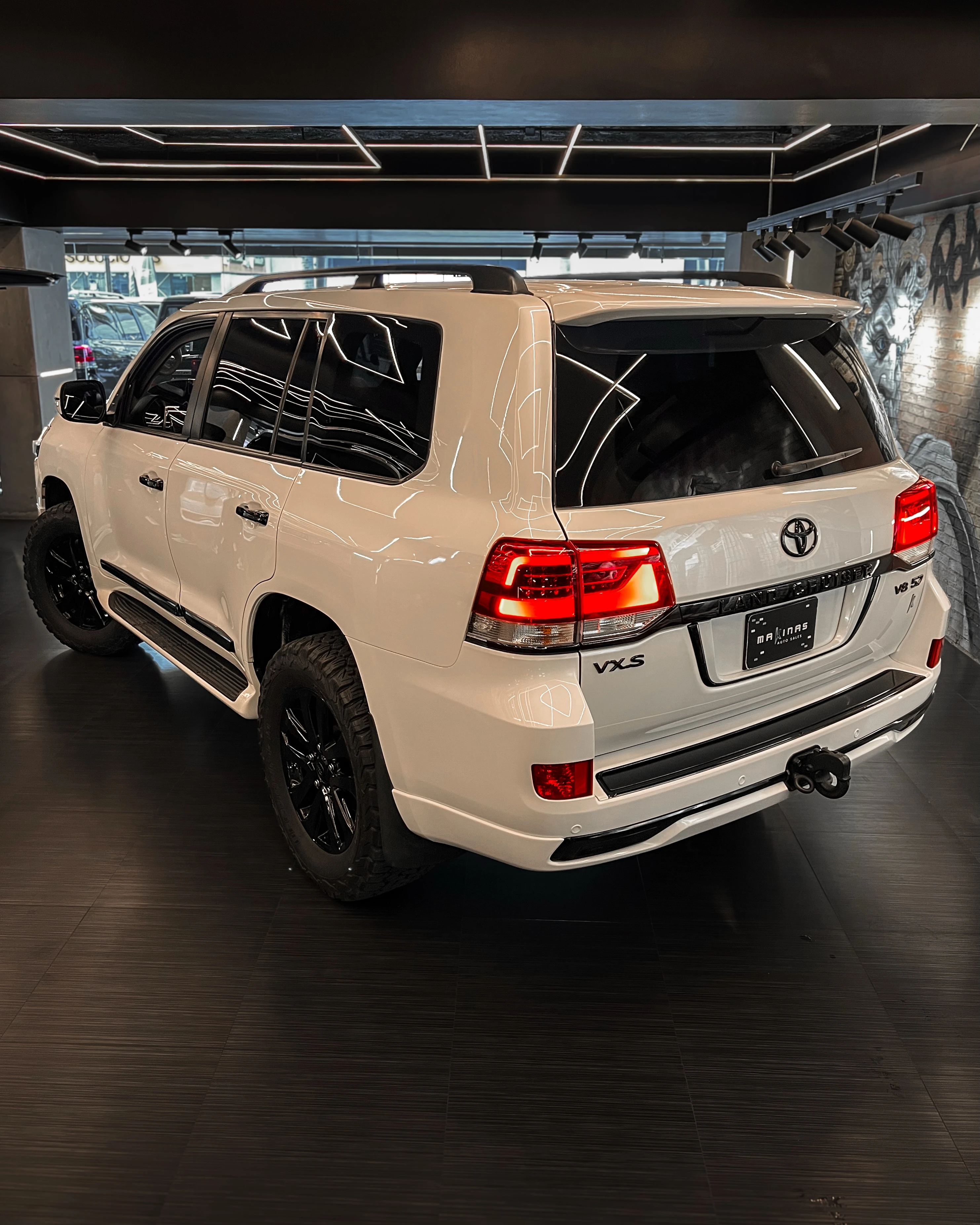 2018 Toyota Land Cruiser 200 VXS 5.7 V8 — photo 18