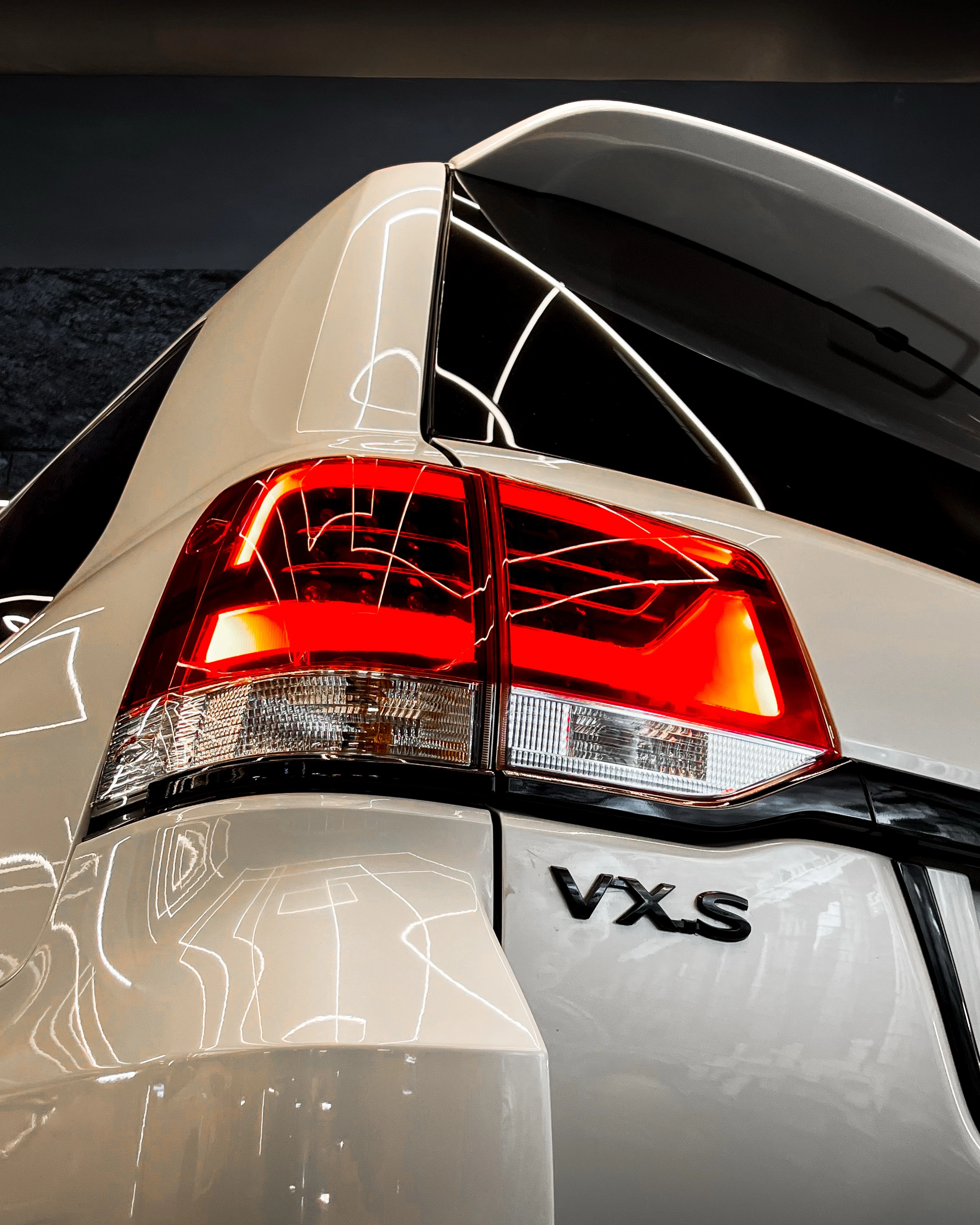 2018 Toyota Land Cruiser 200 VXS 5.7 V8 — photo 19