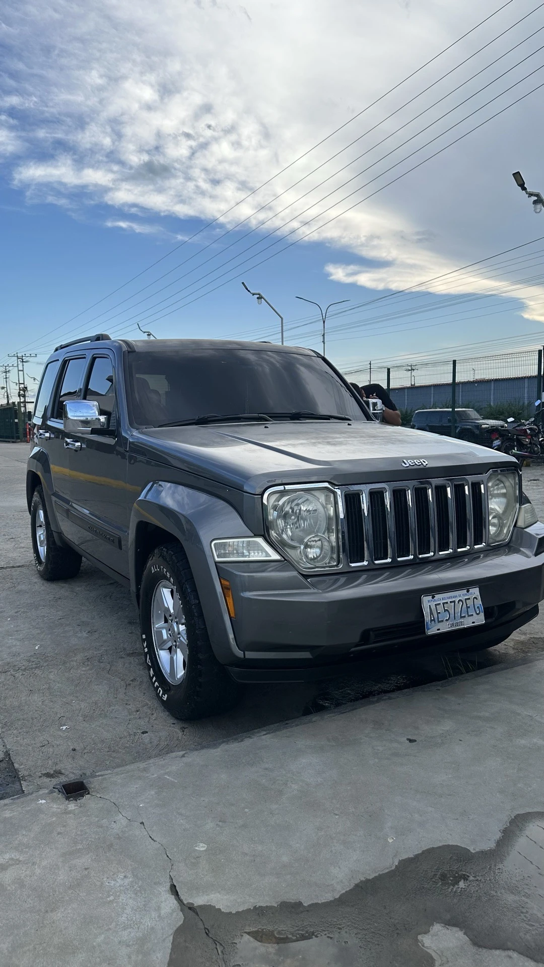 2012 Jeep Cherokee Sport