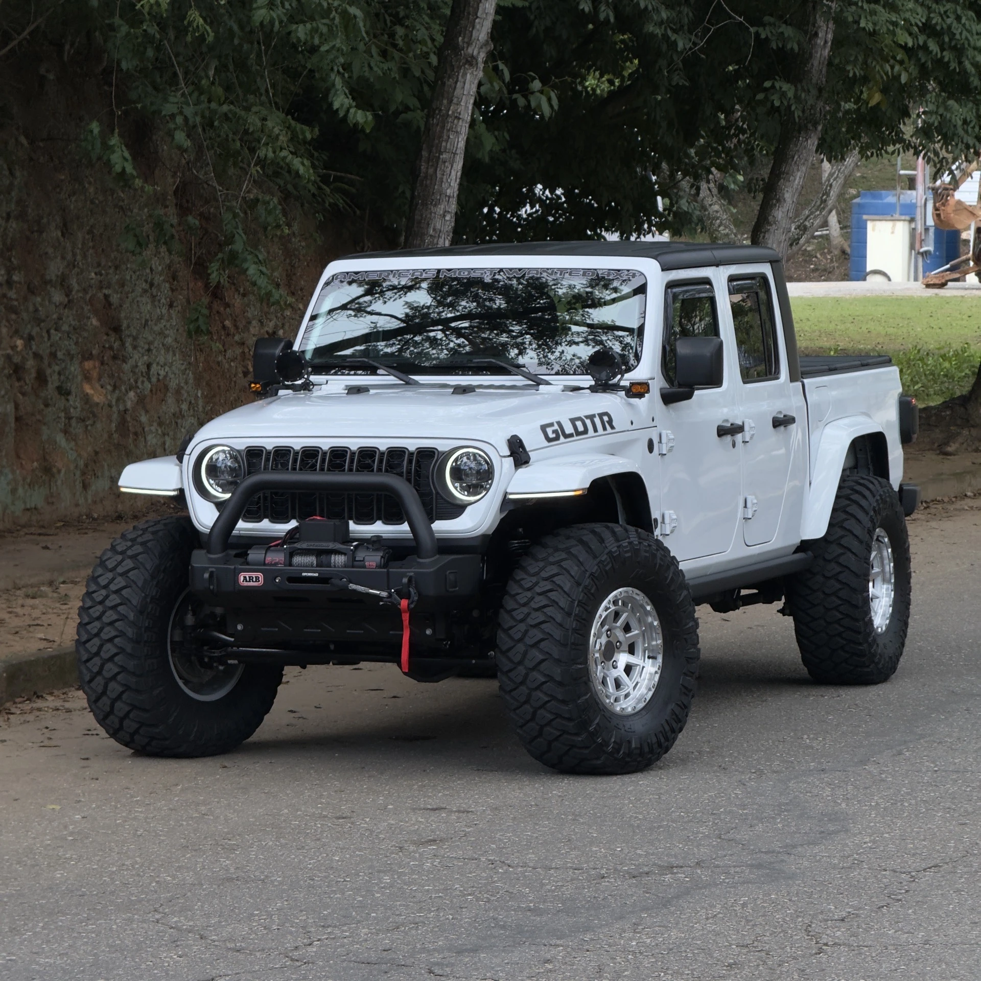 2024 Jeep Gladiator