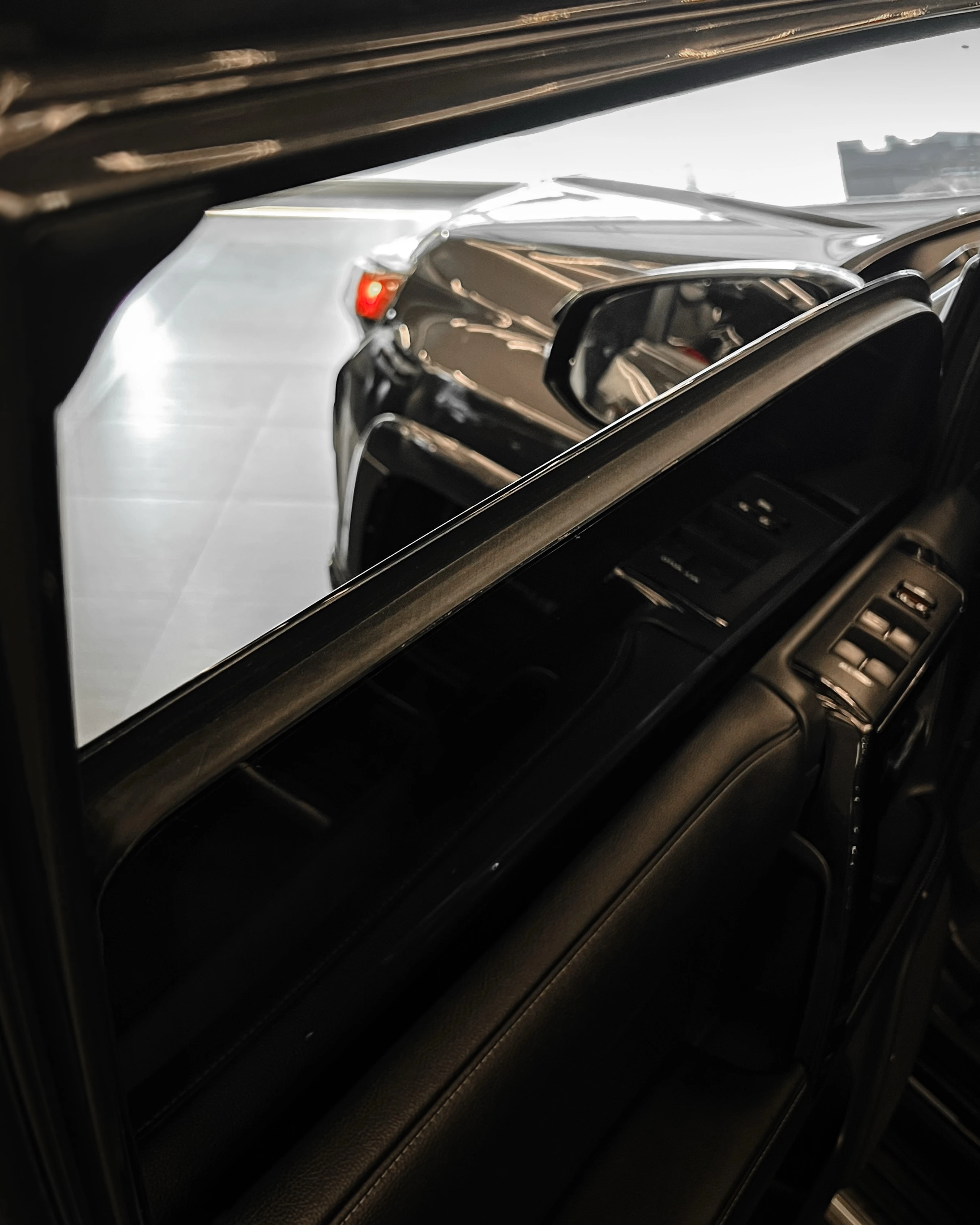 2019 Toyota 4Runner Limited Nightshade — photo 5