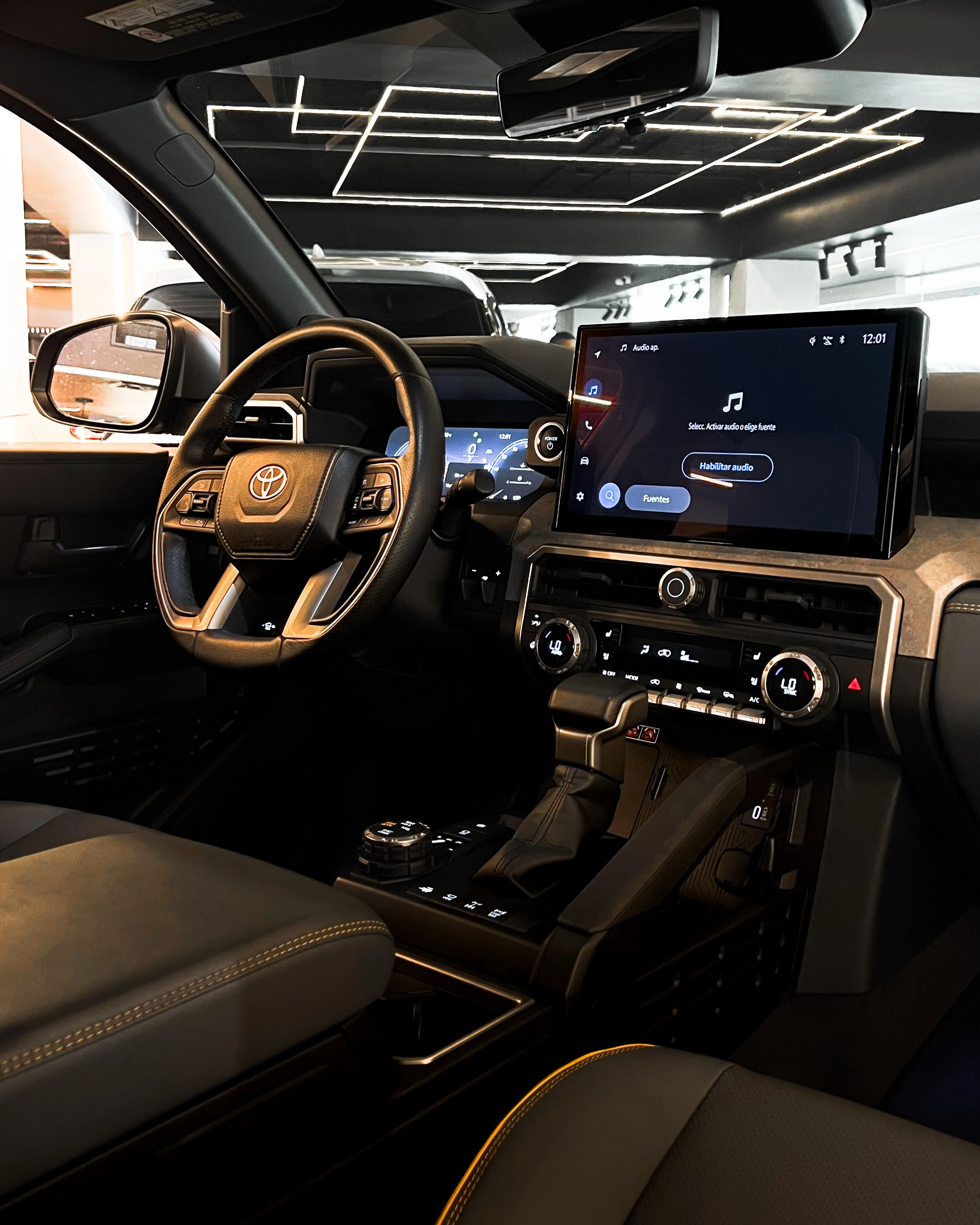 2025 Toyota 4Runner — photo 8