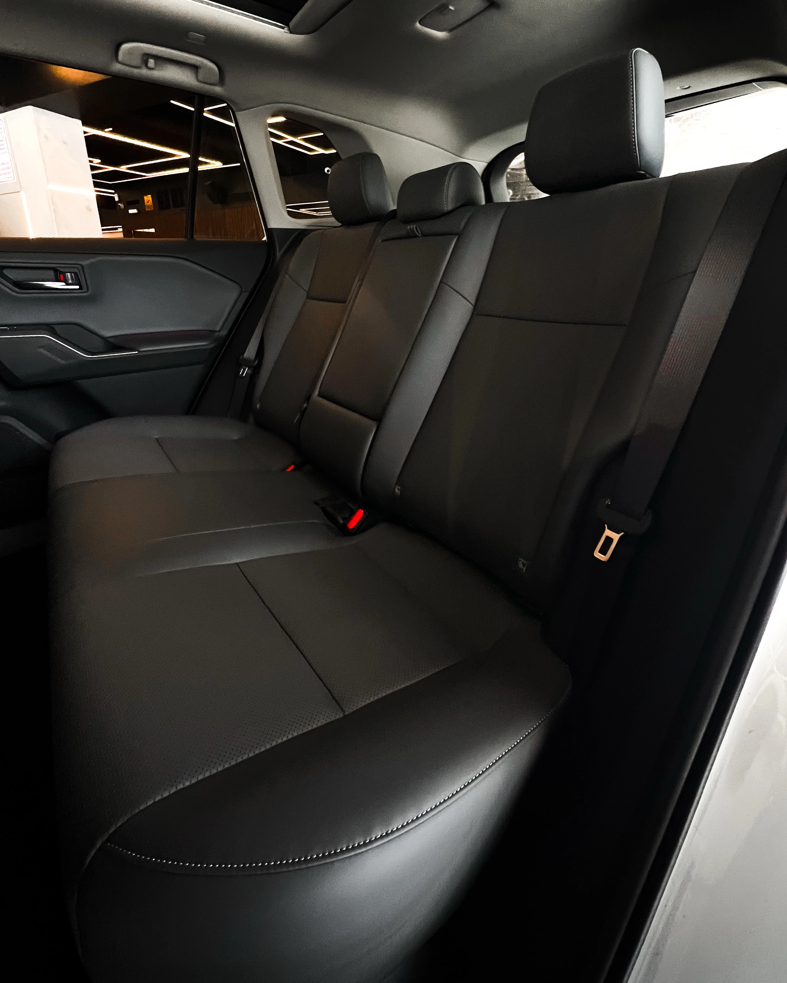 2026 Toyota RAV4 L (Luxury Edition) — photo 13