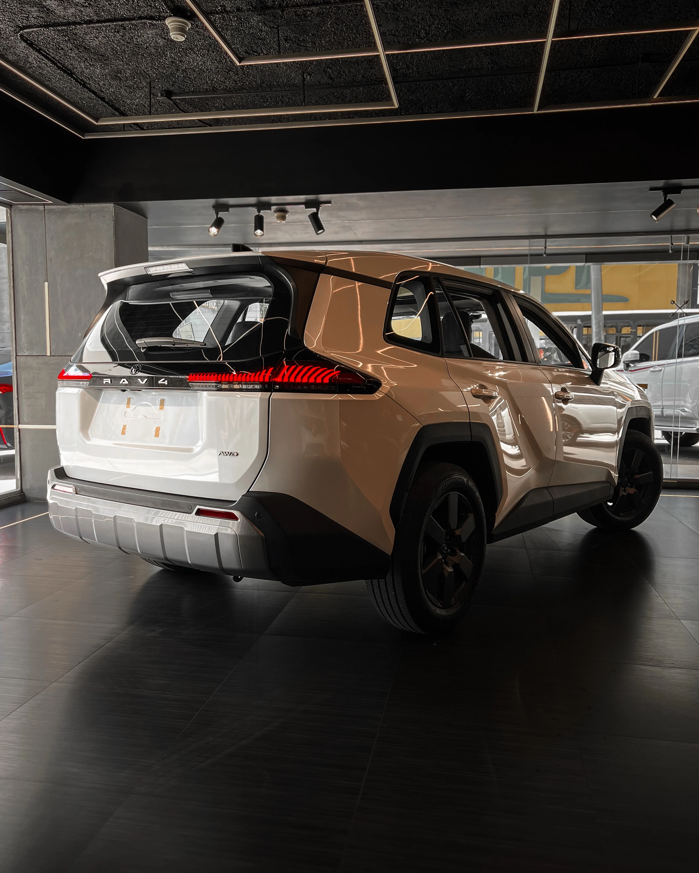 2026 Toyota RAV4 L (Luxury Edition) — photo 16