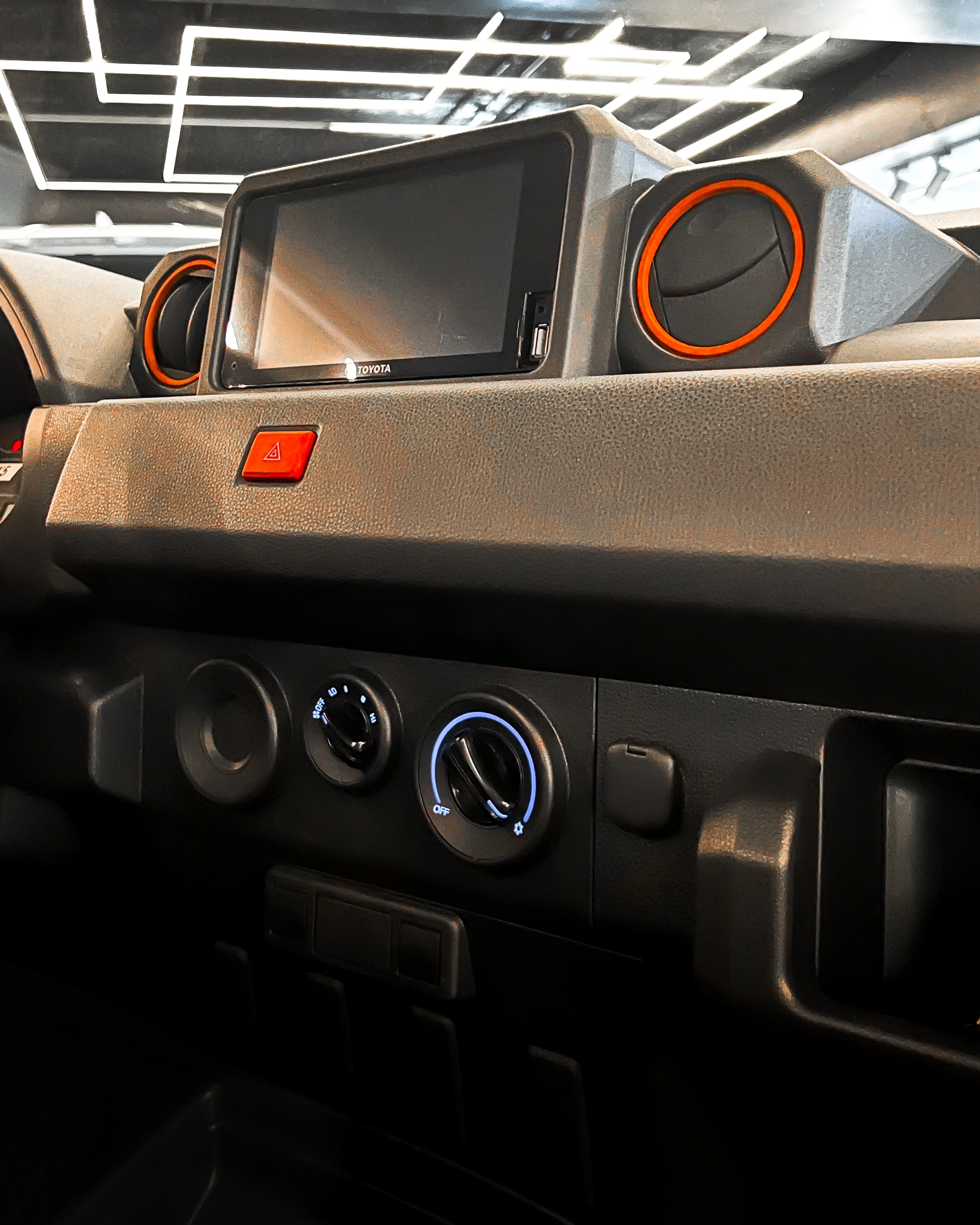 2025 Toyota Hilux Tamaraw — photo 8