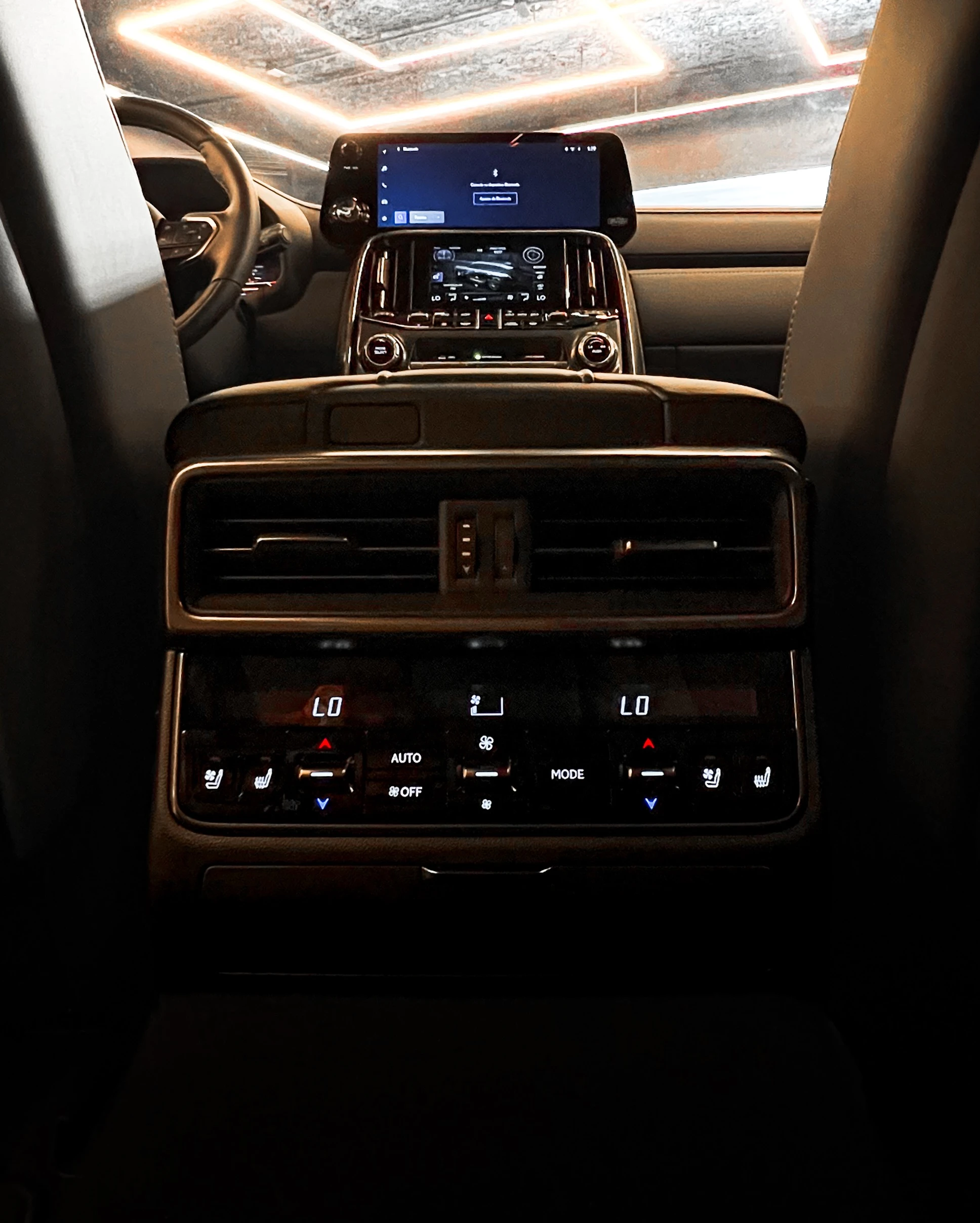 2026 Lexus LX — photo 10