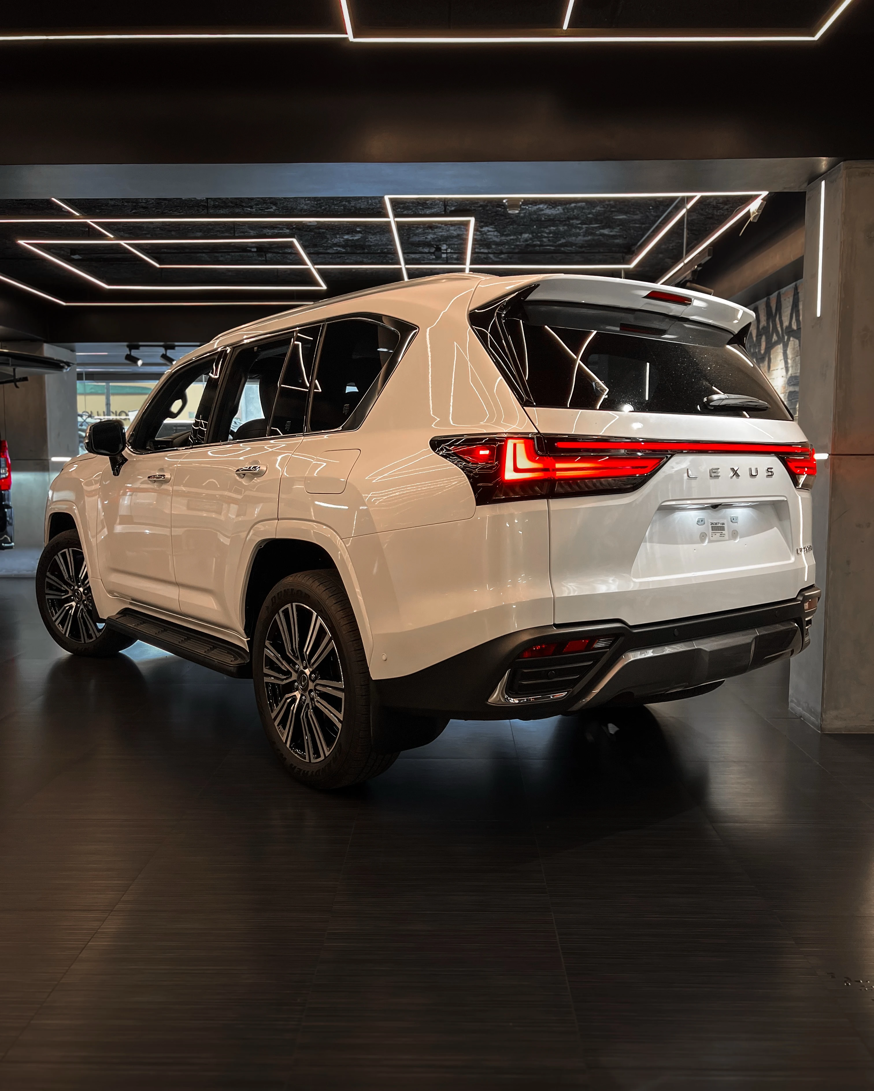 2026 Lexus LX — photo 16