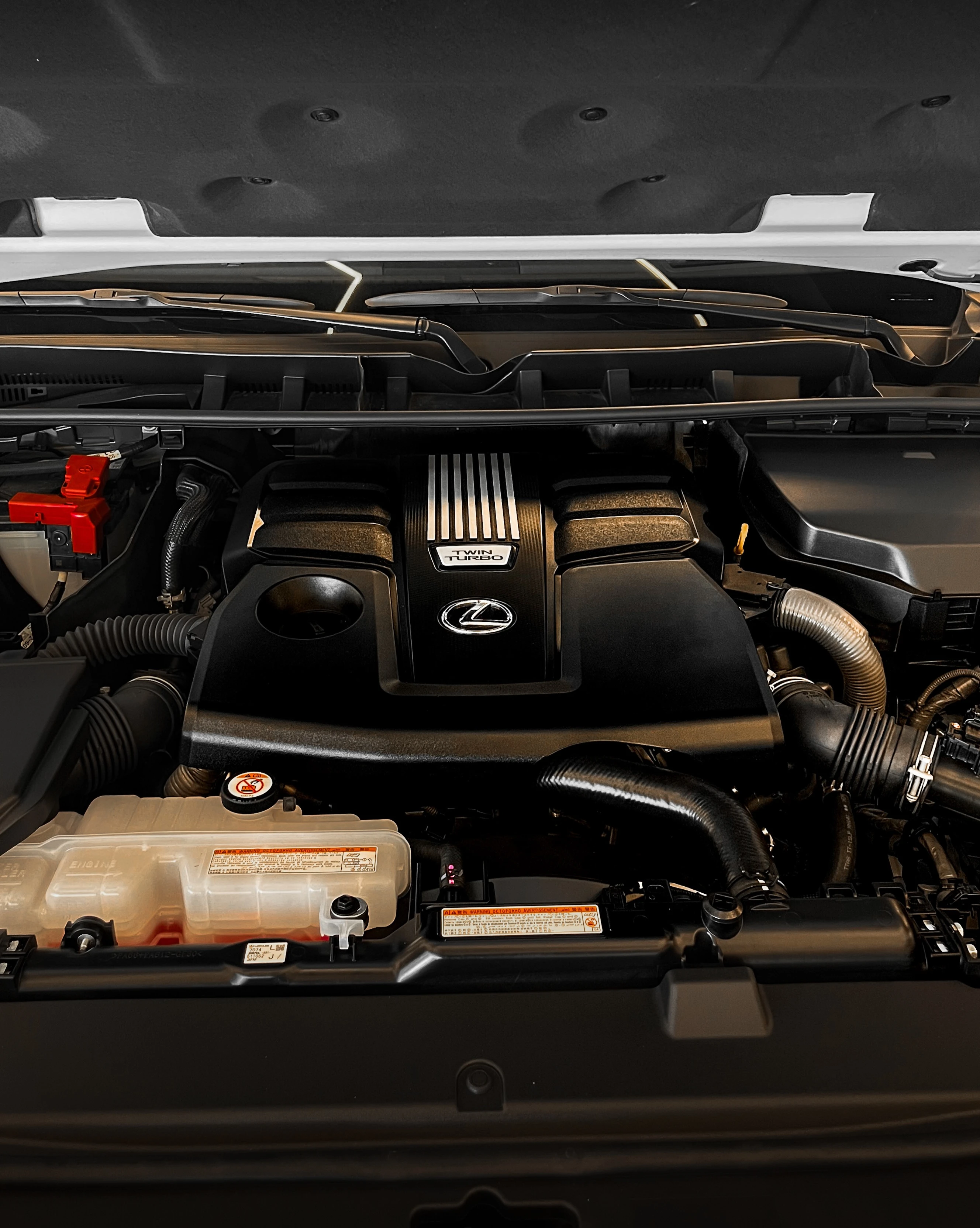 2025 Lexus LX 600 Full Sport Twin Turbo — photo 6