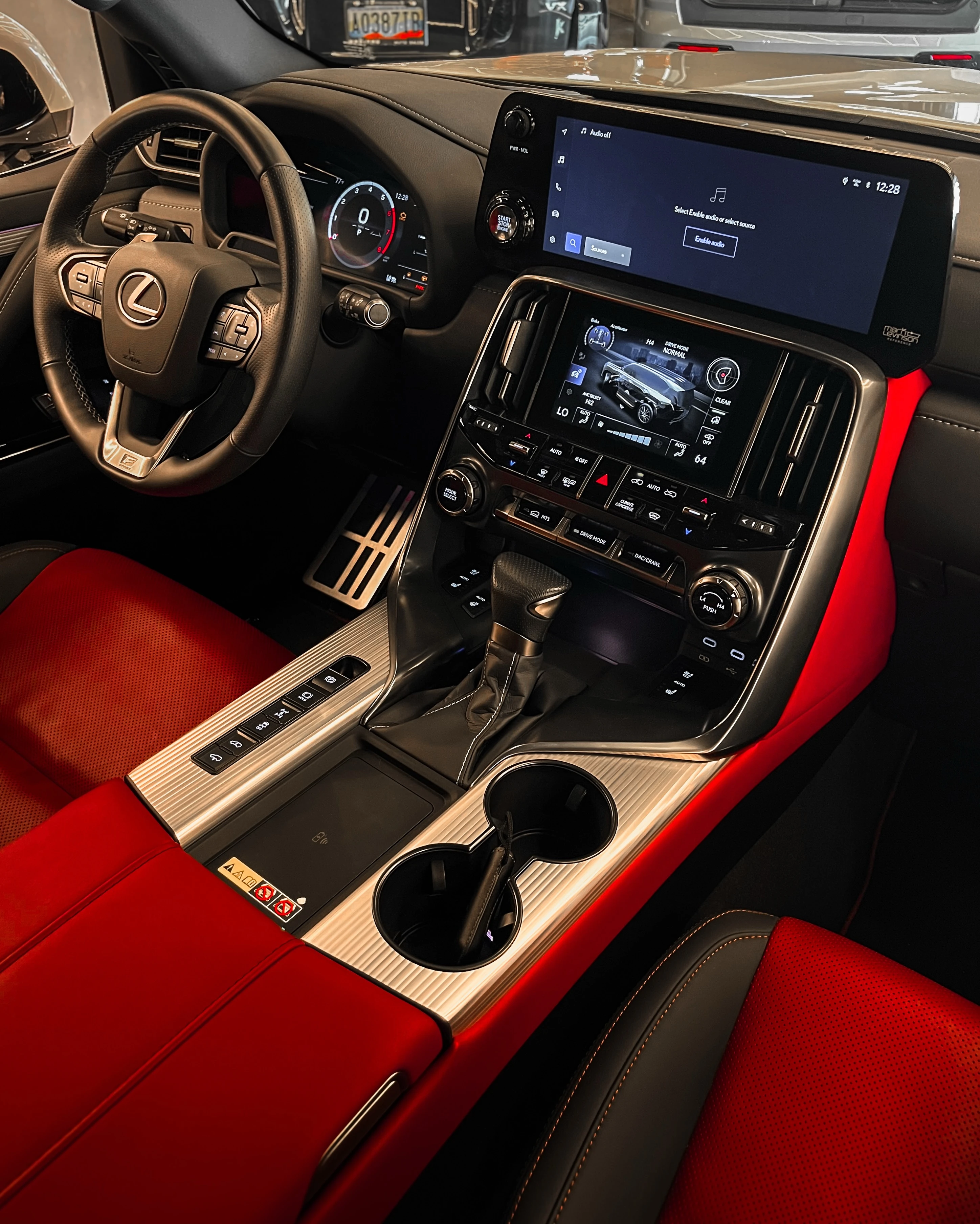 2025 Lexus LX 600 Full Sport Twin Turbo — photo 8