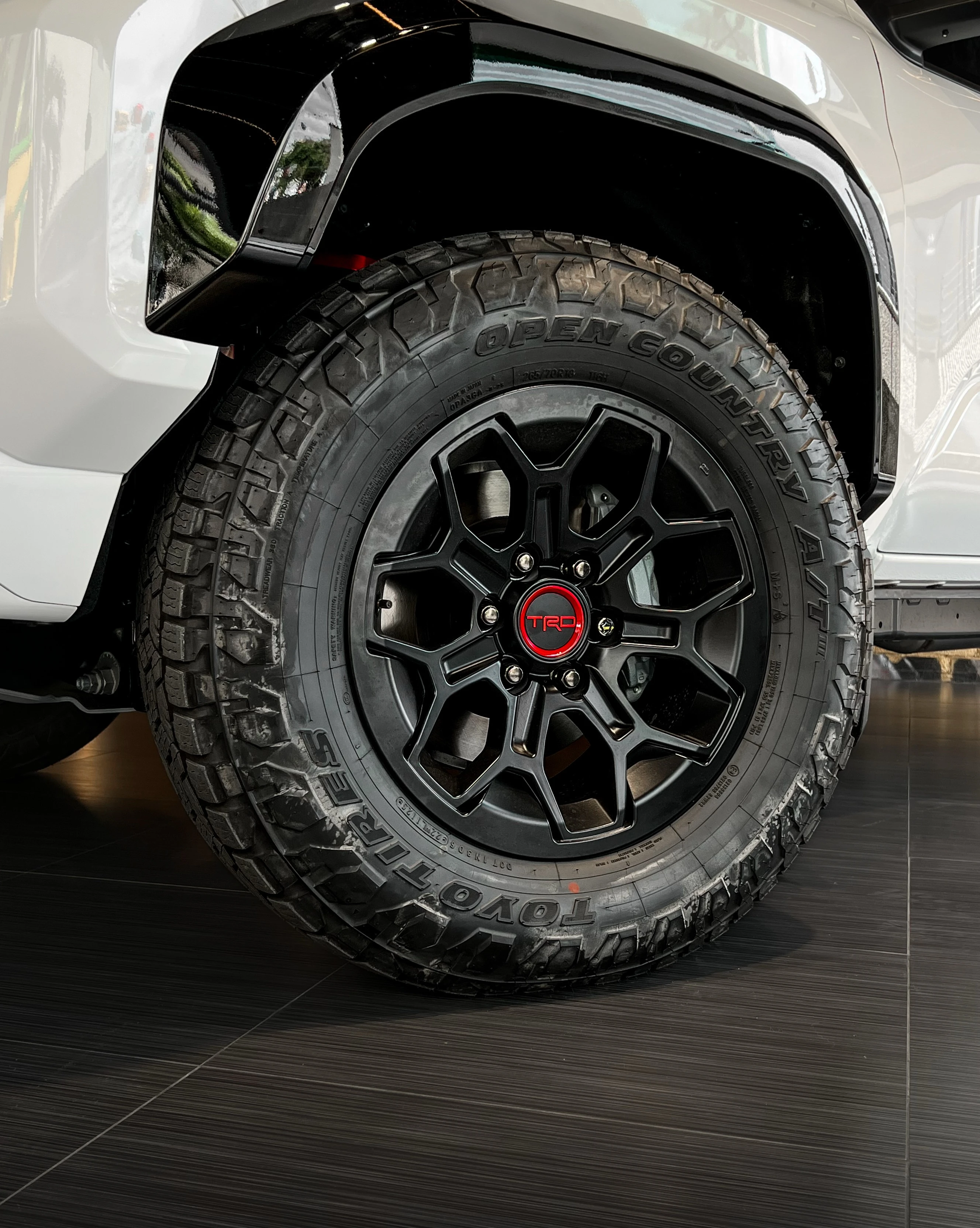 2026 Toyota 4Runner TRD Pro iForce Max — photo 5