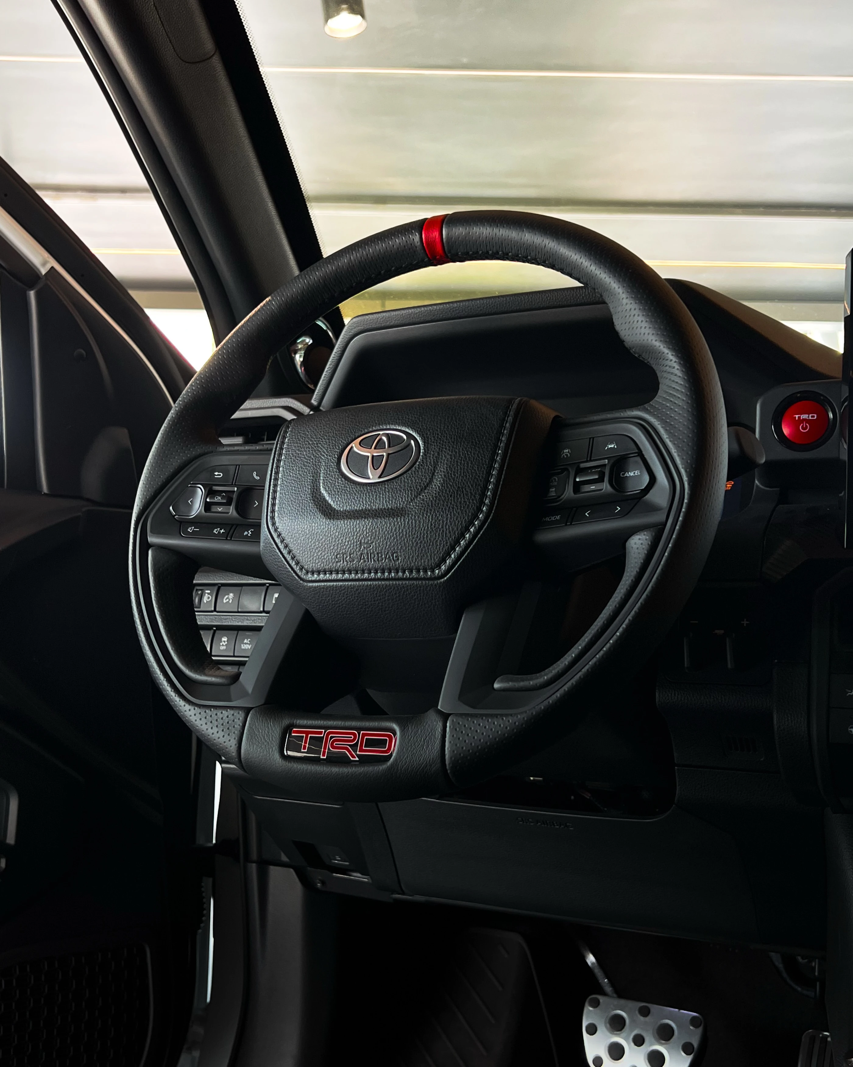 2026 Toyota 4Runner TRD Pro iForce Max — photo 11