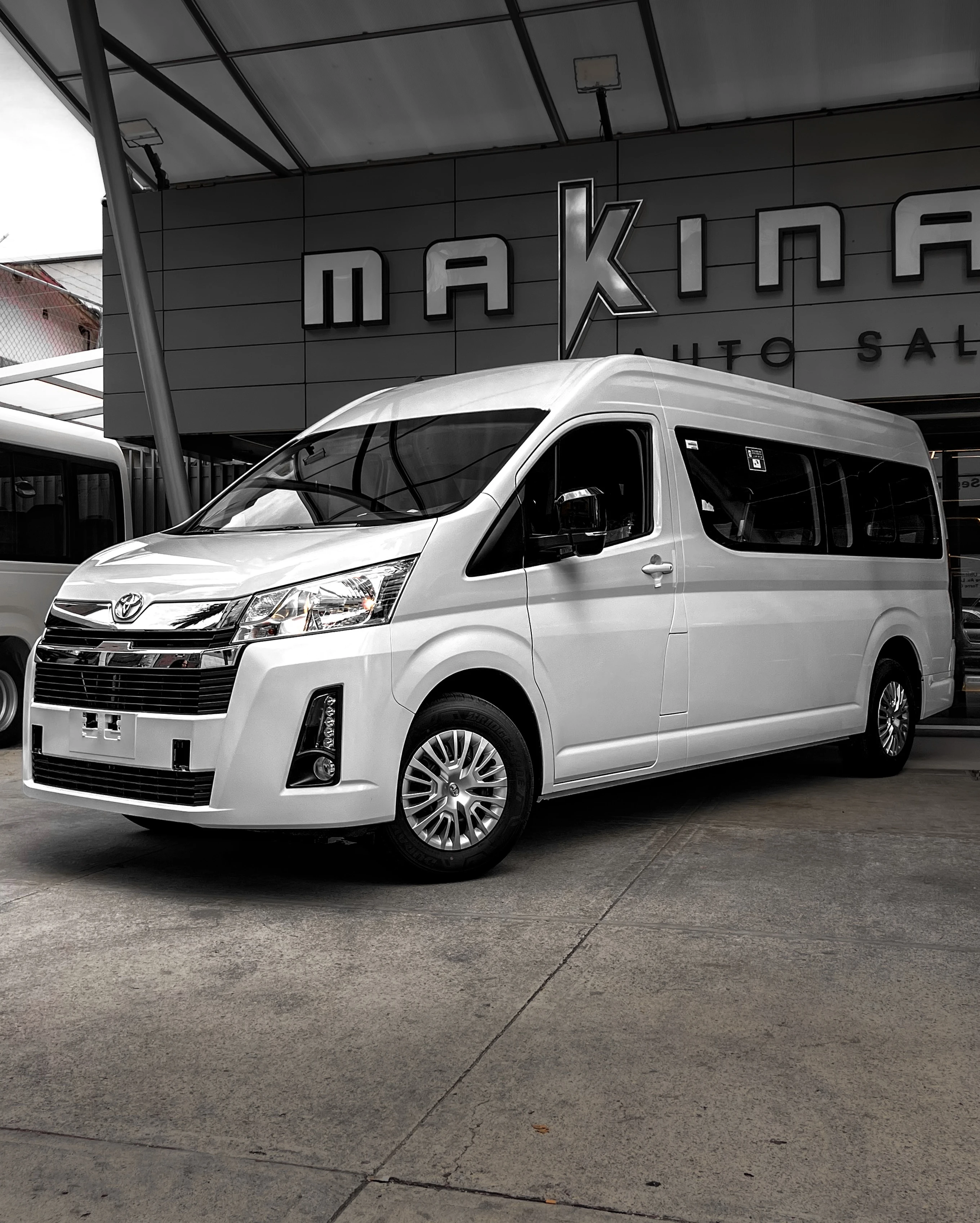 2026 Toyota Hiace — photo 3