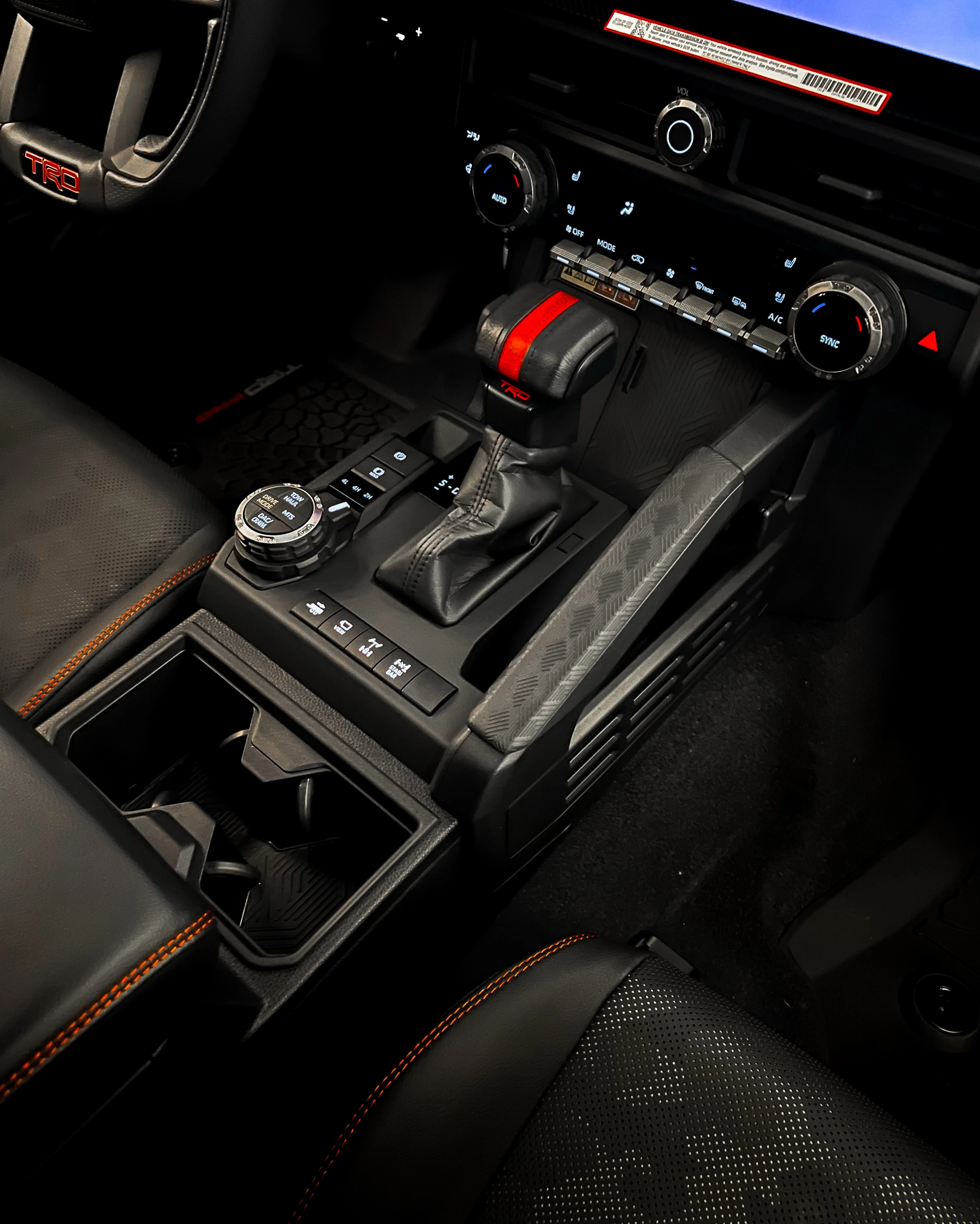 2026 Toyota 4Runner TRD Pro iForce Max — photo 8